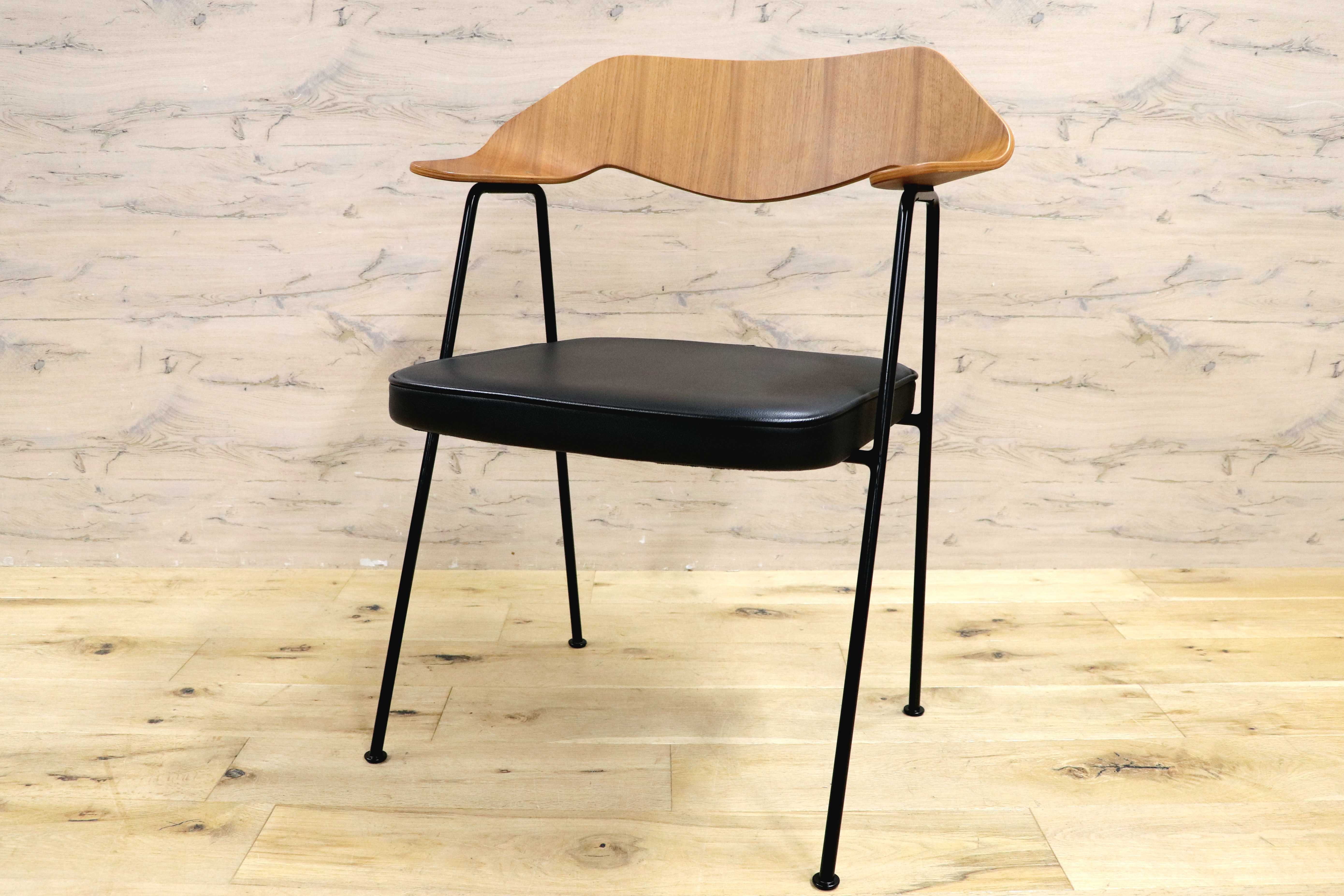 GMIK573E○ACTUS / アクタス Case Furniture 675チェア ロビン・デイ 椅子 本革 レザーシート オークフレーム スチールレッグ 展示品