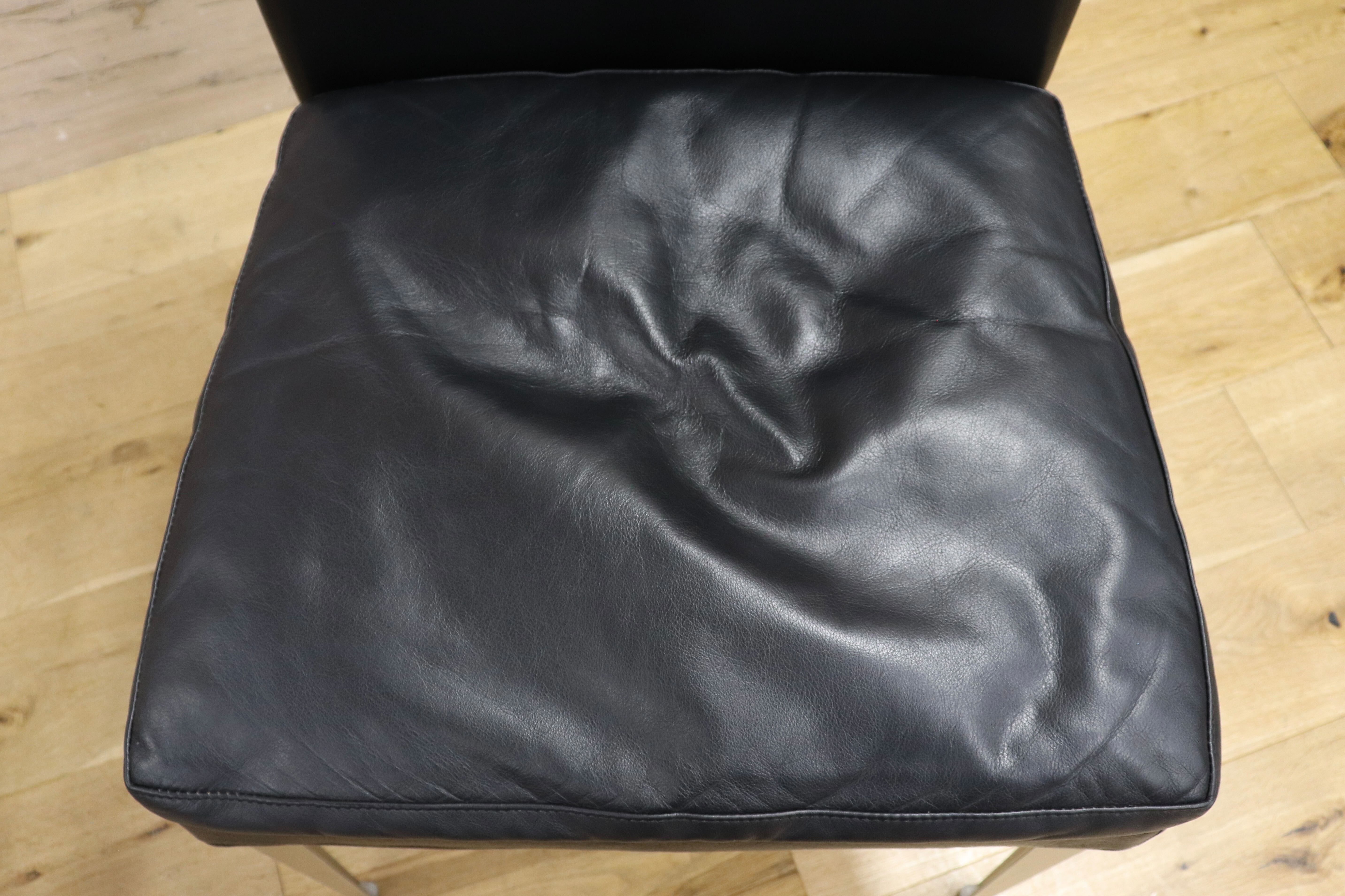 GMIK409B○B&B ITALIA MAXALTOEUNICE ダイニングチェア 椅子 レザー ブラック アントニオ・チッテリオ イタリアモダン 2脚セット 約58万