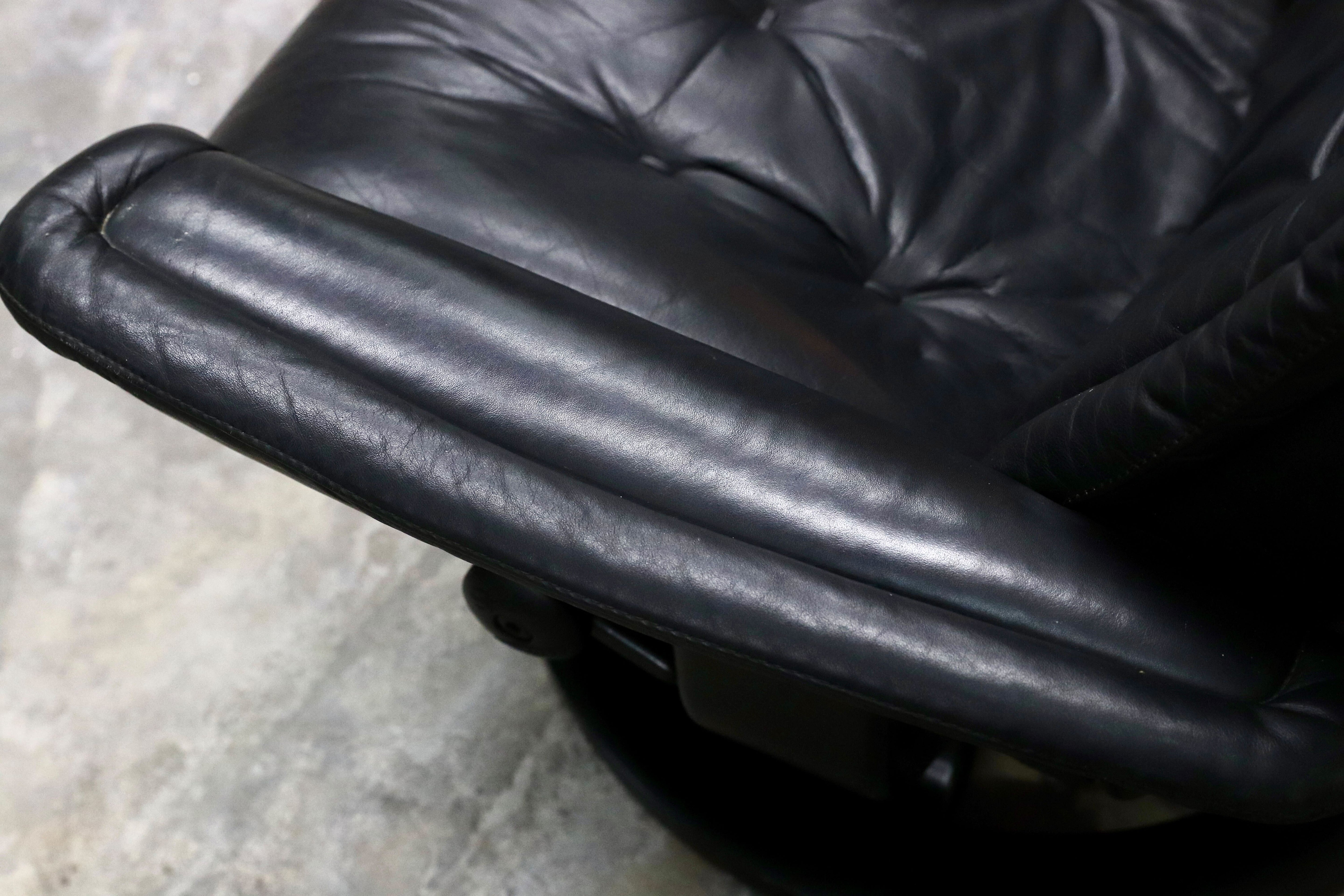 GMIK460○EKORNES / エコーネス ロイヤル ヴィンテージ リクライニングチェア 上位モデル 北欧 ノルウェー シングルソファ ブラック 本革