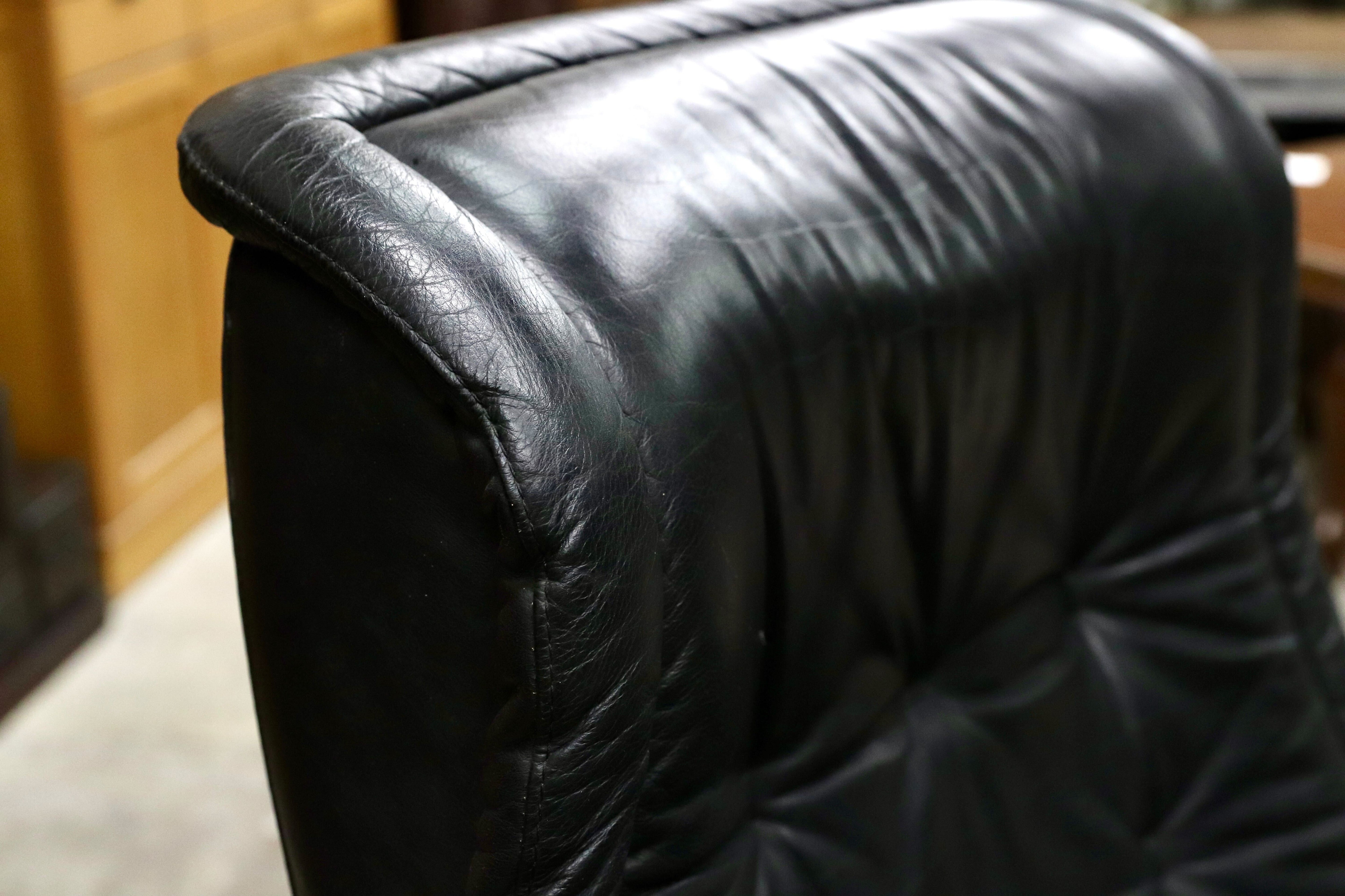 GMIK460○EKORNES / エコーネス ロイヤル ヴィンテージ リクライニングチェア 上位モデル 北欧 ノルウェー シングルソファ ブラック 本革