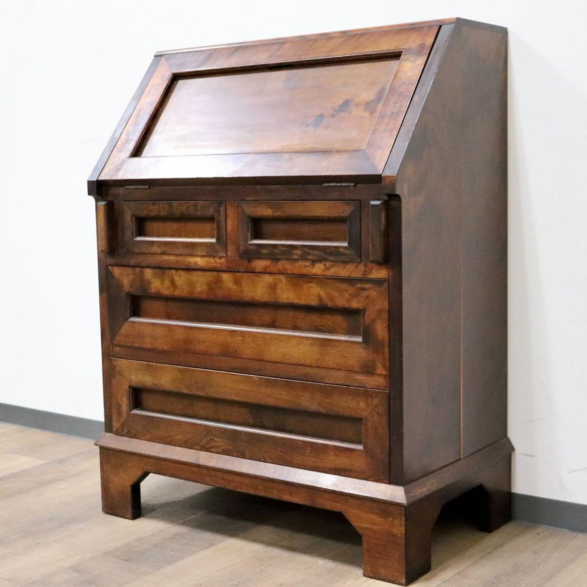 IMG_6106_4d3fca67-f194-4a78-  