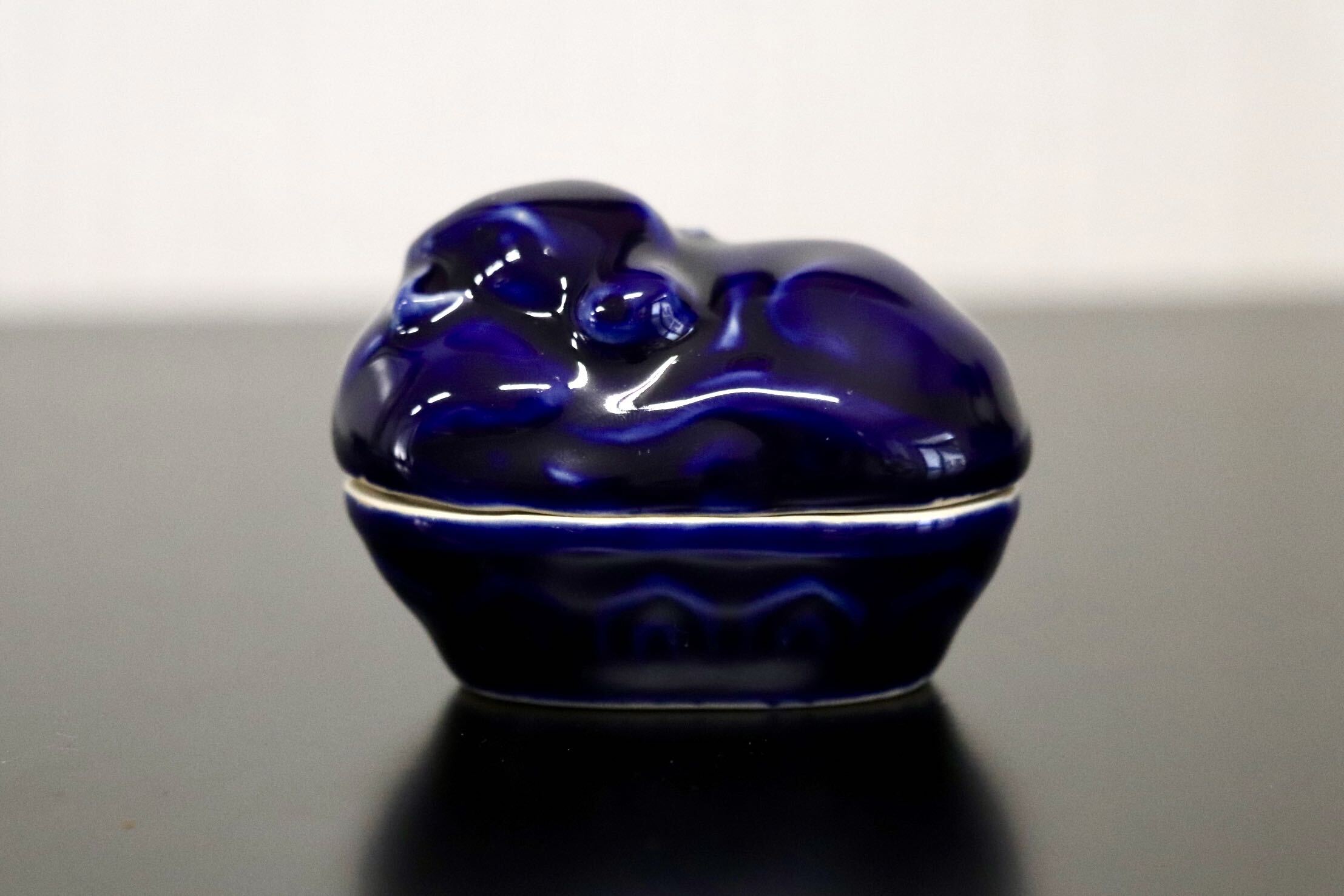 GMJK374I○紀州焼 葵窯 二代 寒川栖豊 置物 小物入れ 茶道具 香合 牛 丑 干支 縁起物 陶器 焼物
