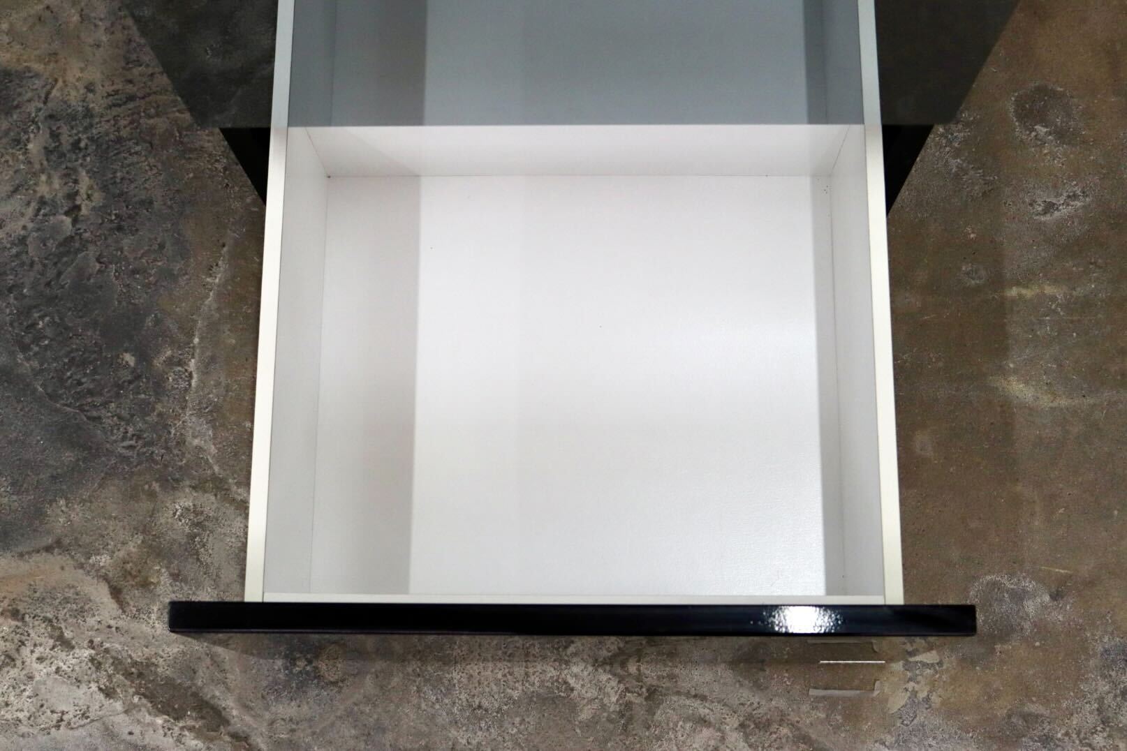 GMIH318B○静岡家具 MKマエダ家具 サイドキャビネット テレビボード サイドチェスト 収納 引き出し スタイリッシュ モダン