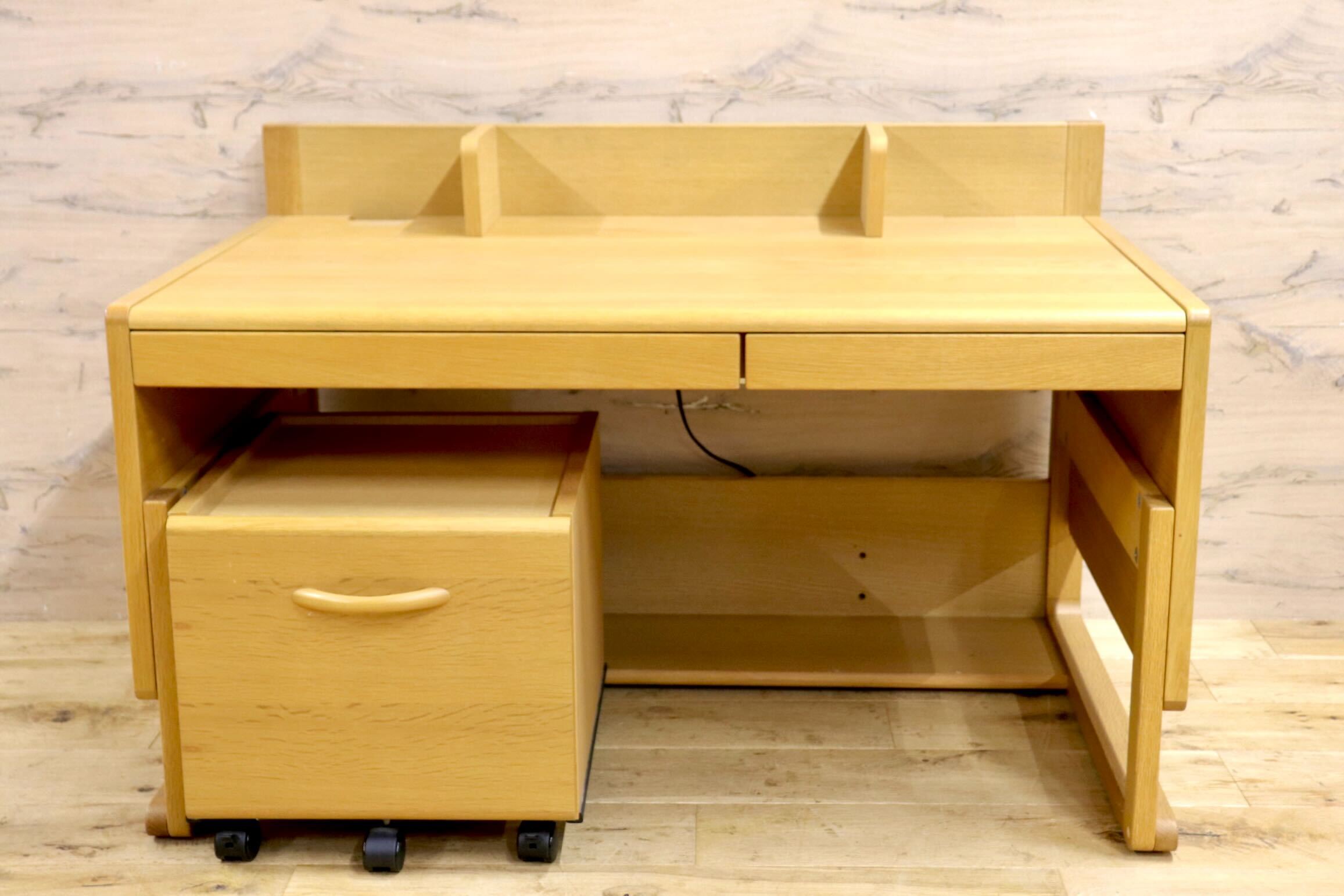 GMIS351○karimoku / カリモク ベネッセ 学び成長デスク 学習机 勉強机 高さ調整 デスク 袖机 ワゴン 国産家具 シンプル ナチュラル