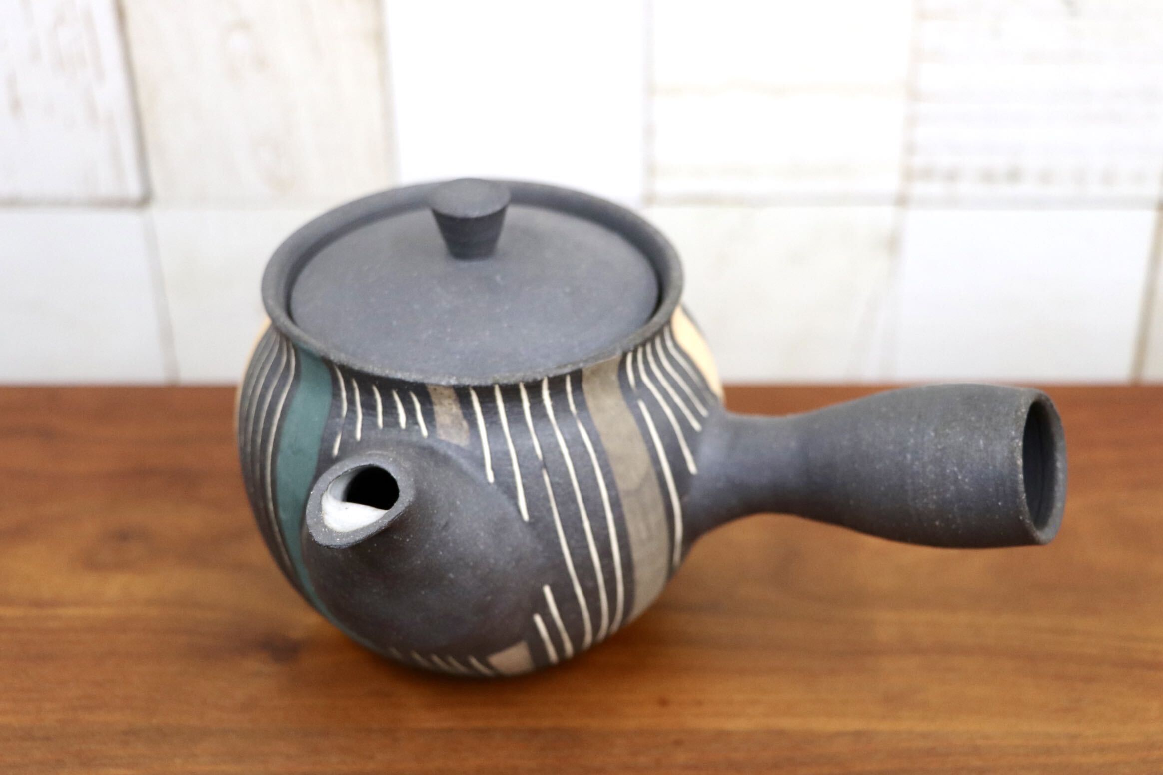 GMJO129B〇市野悟窯 市野哲次 丹波焼 彩色線象嵌 急須 陶器 現代陶芸 作家物