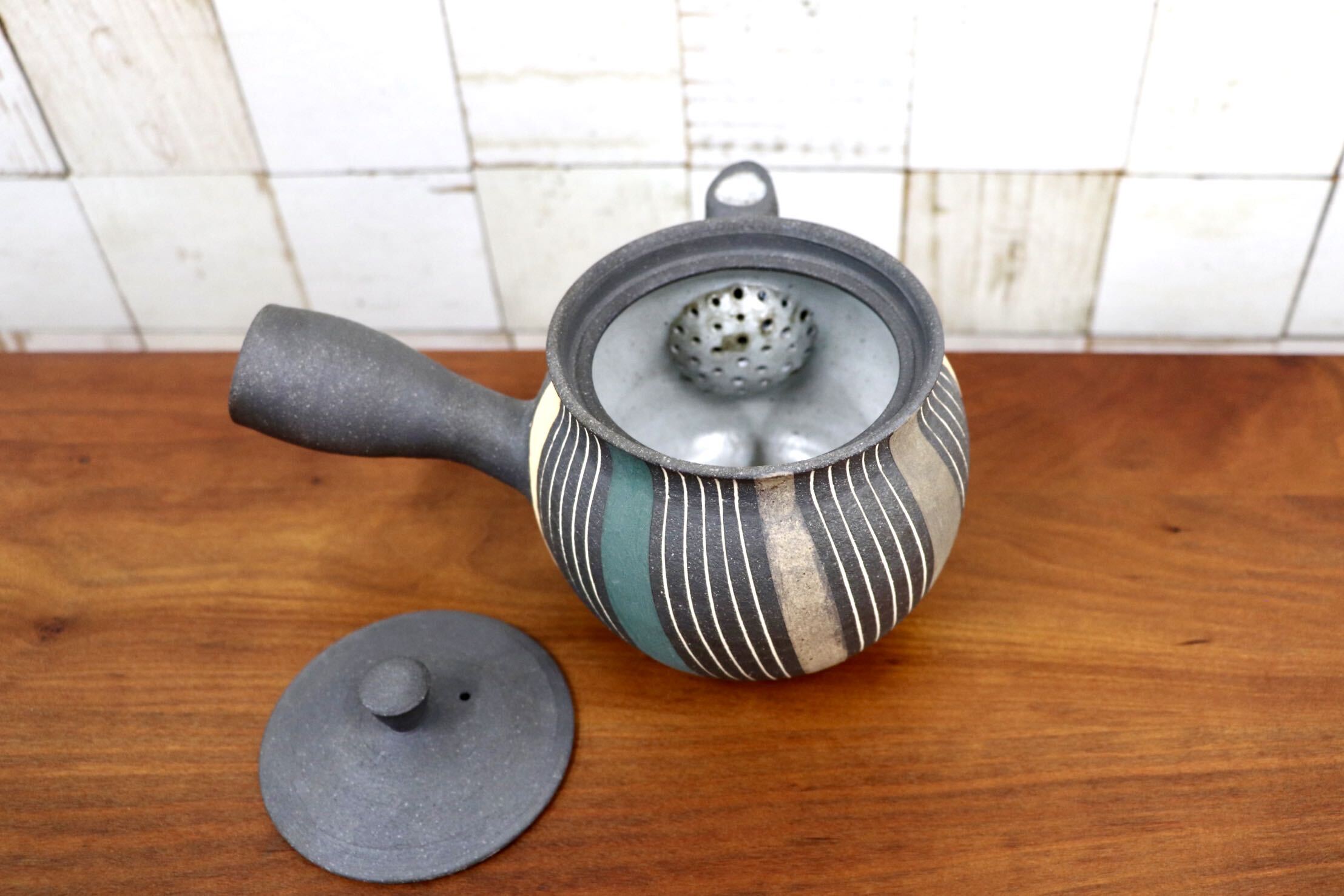 GMJO129B〇市野悟窯 市野哲次 丹波焼 彩色線象嵌 急須 陶器 現代陶芸 作家物
