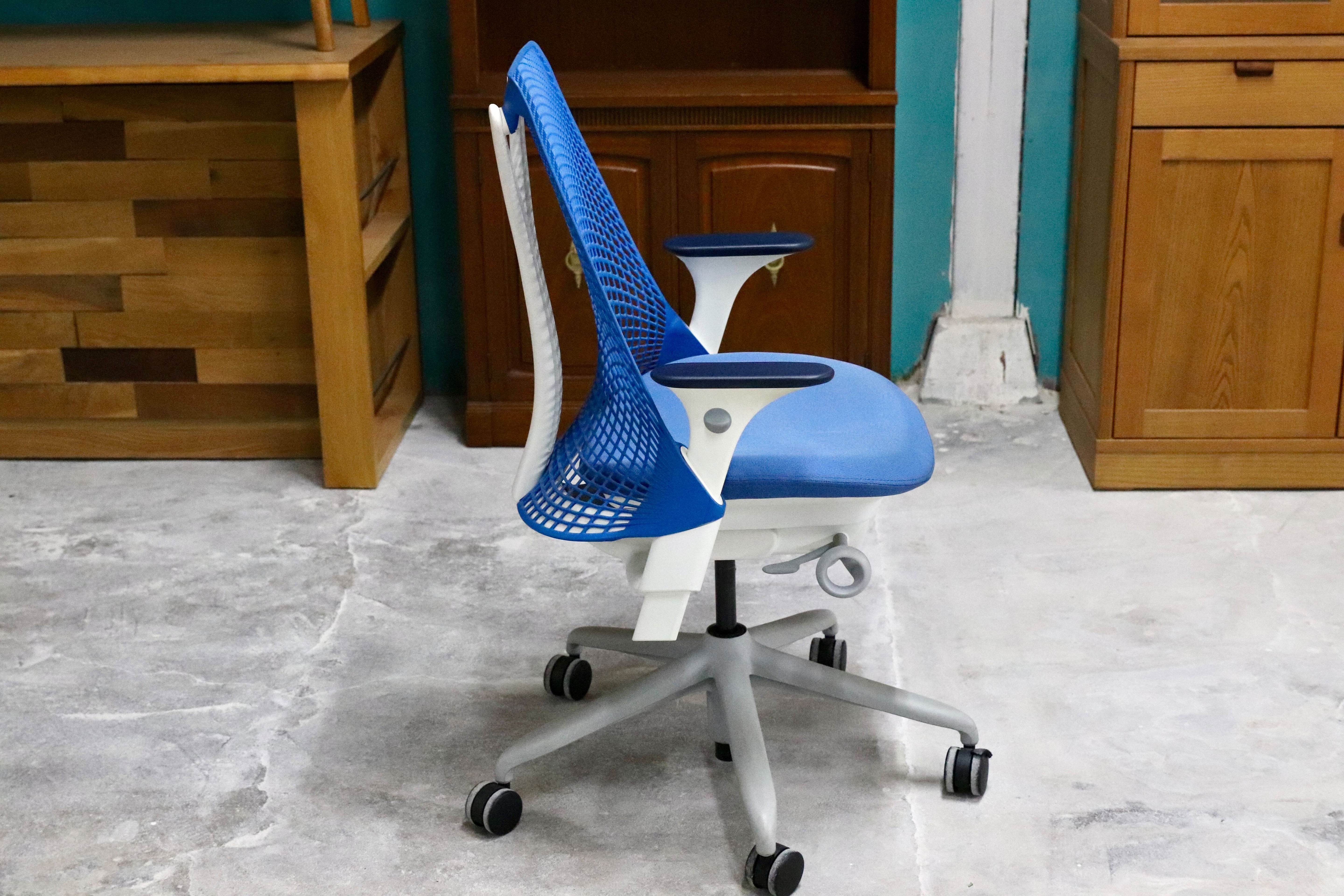 GMHK379E○Herman Miller / ハーマンミラー セイルチェア デスクチェア オフィスチェア ワークチェア ブルー 定価約11.8万