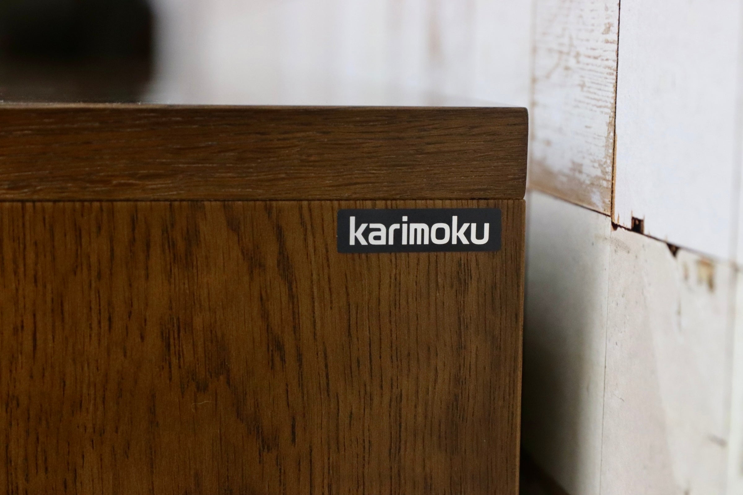 GMJS234○karimoku / カリモク サイドキャビネット リビングキャビネット ガラスキャビネット 飾り棚 オーク材 国産家具