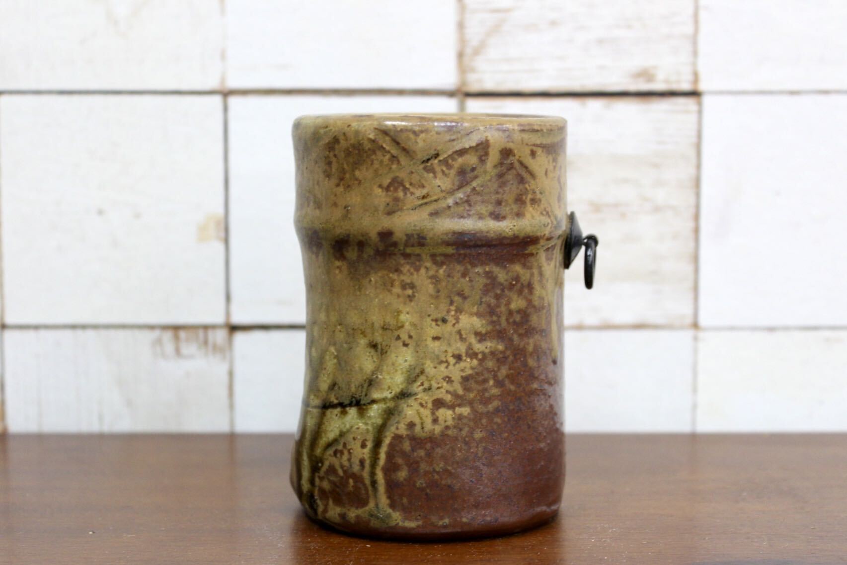 GMJK371G〇紀州瑞芝焼 掛花入 竹節 鐶付 茶道具 華道具 花瓶 床の間 骨董 古美術 共箱 未使用