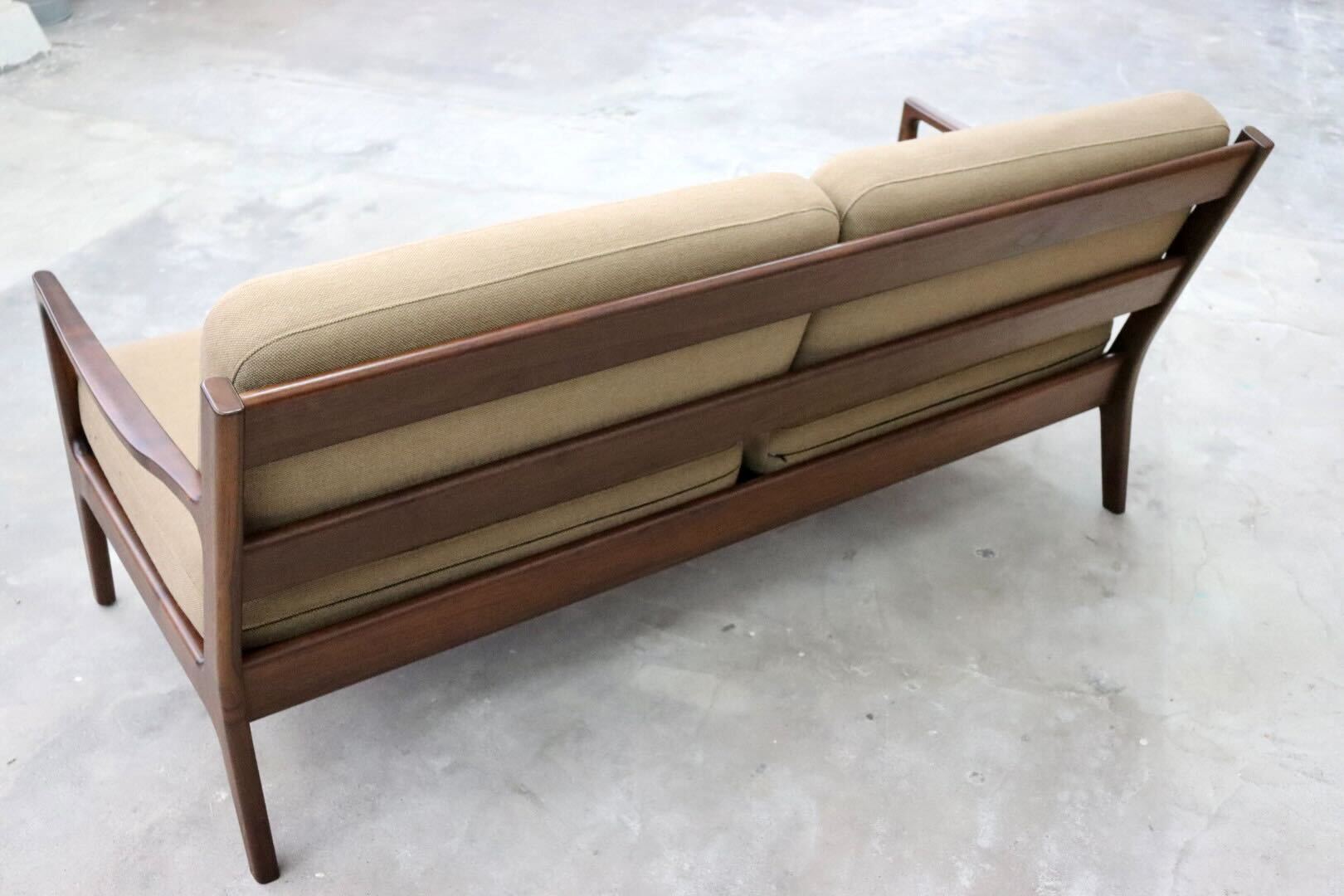 GMIH47○起立木工 / KIRITSU FURNITURE ノルディ 2.5人掛けソファ ウォールナット ファブリック 北欧スタイル ヴィンテージ IDC大塚家具