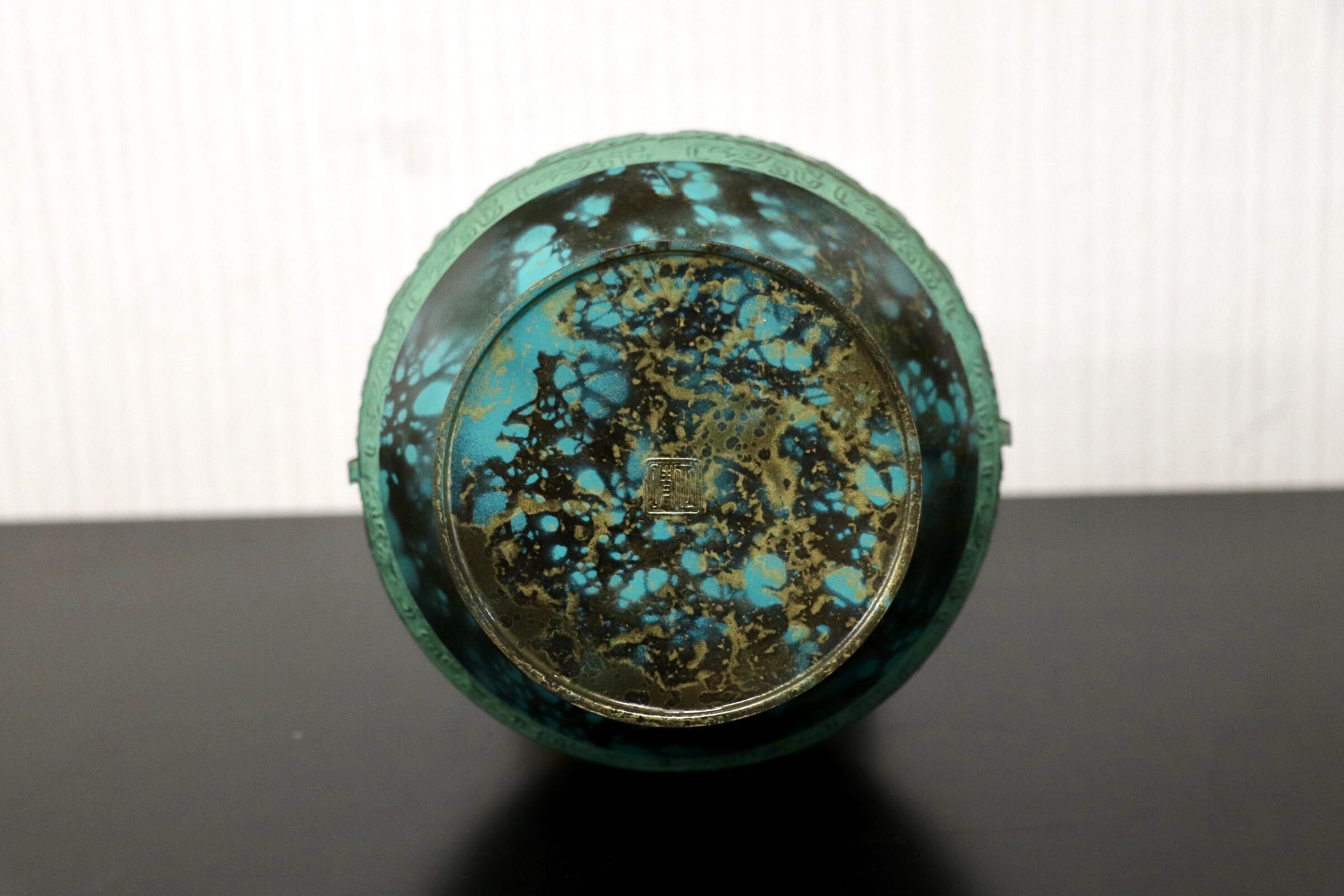 GMJK374P◯鋳銅花瓶 青銅双耳花瓶 古代文様鋳銅花器 緑青仕上げ大壺 饕餮文様銅器 双耳饕餮文花生 置物 インテリア 共箱