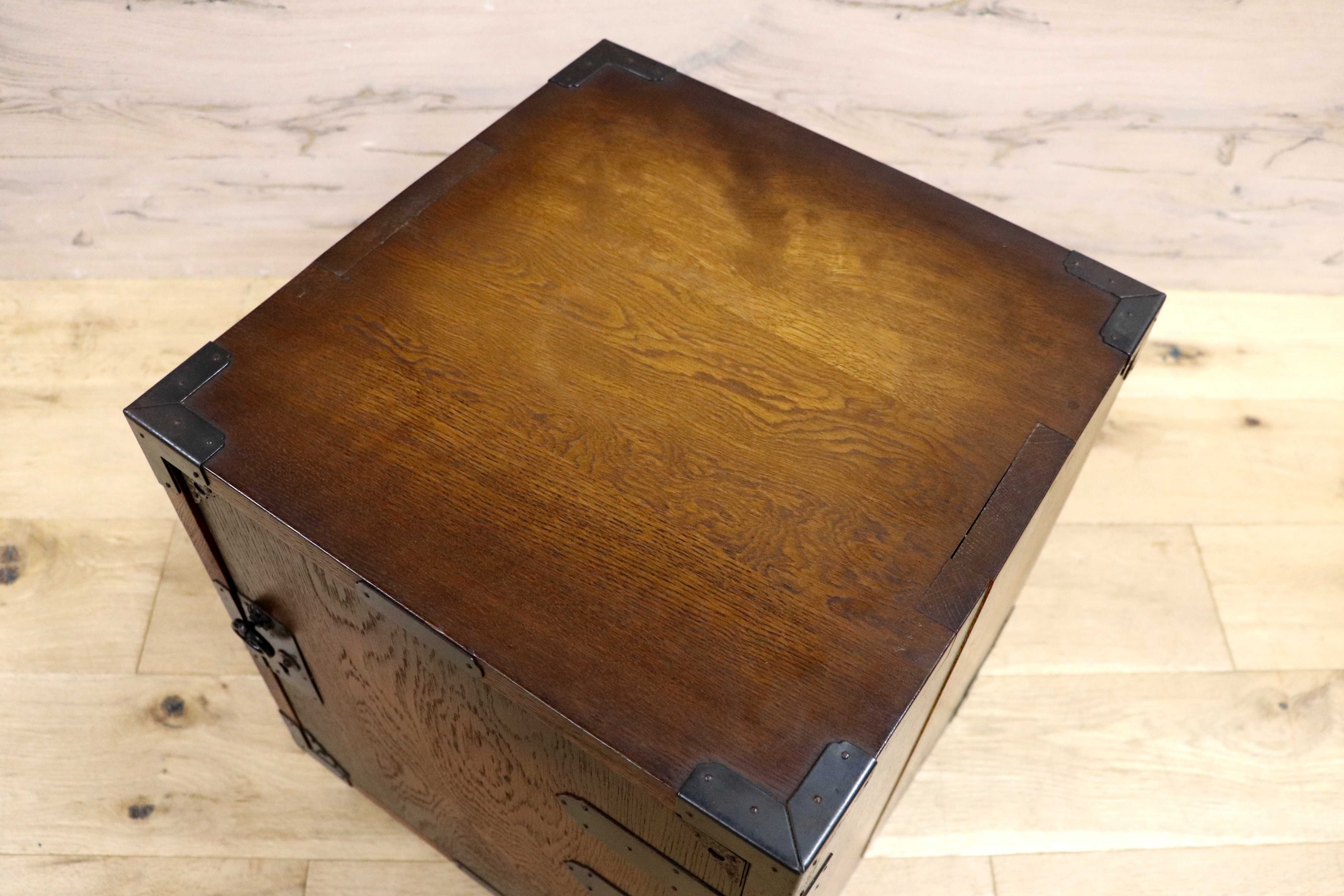 GMIH85A○飛騨産業 / HIDA キツツキ 小箪笥 小引き出し 金庫型 収納箱 ナラ材 無垢 4杯 アンティーク