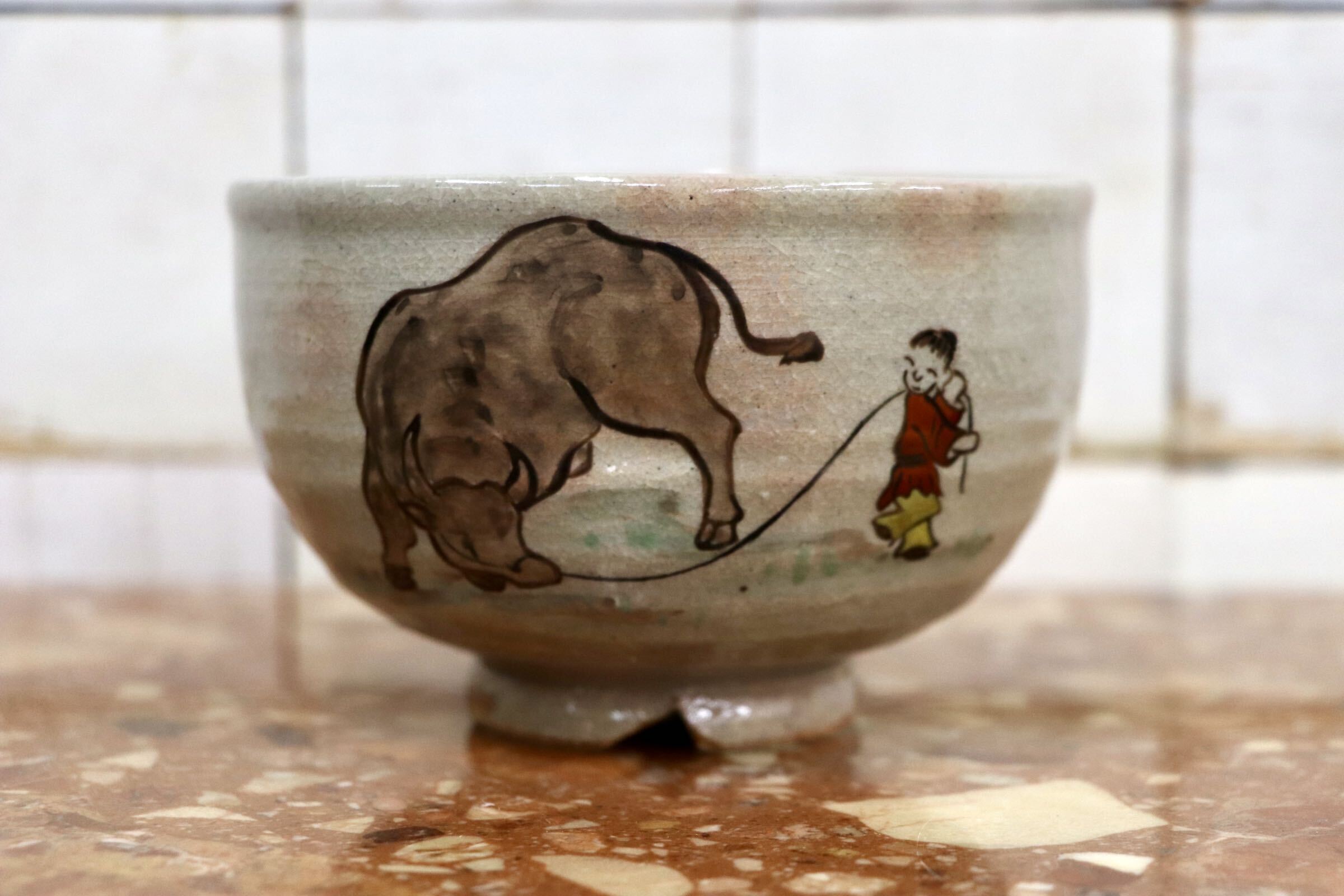 GMJK371H〇紀州焼 葵窯 二代 寒川栖豊 十牛茶碗 牛図 茶道具 抹茶碗 茶陶 作家物 共箱 窯印 栞