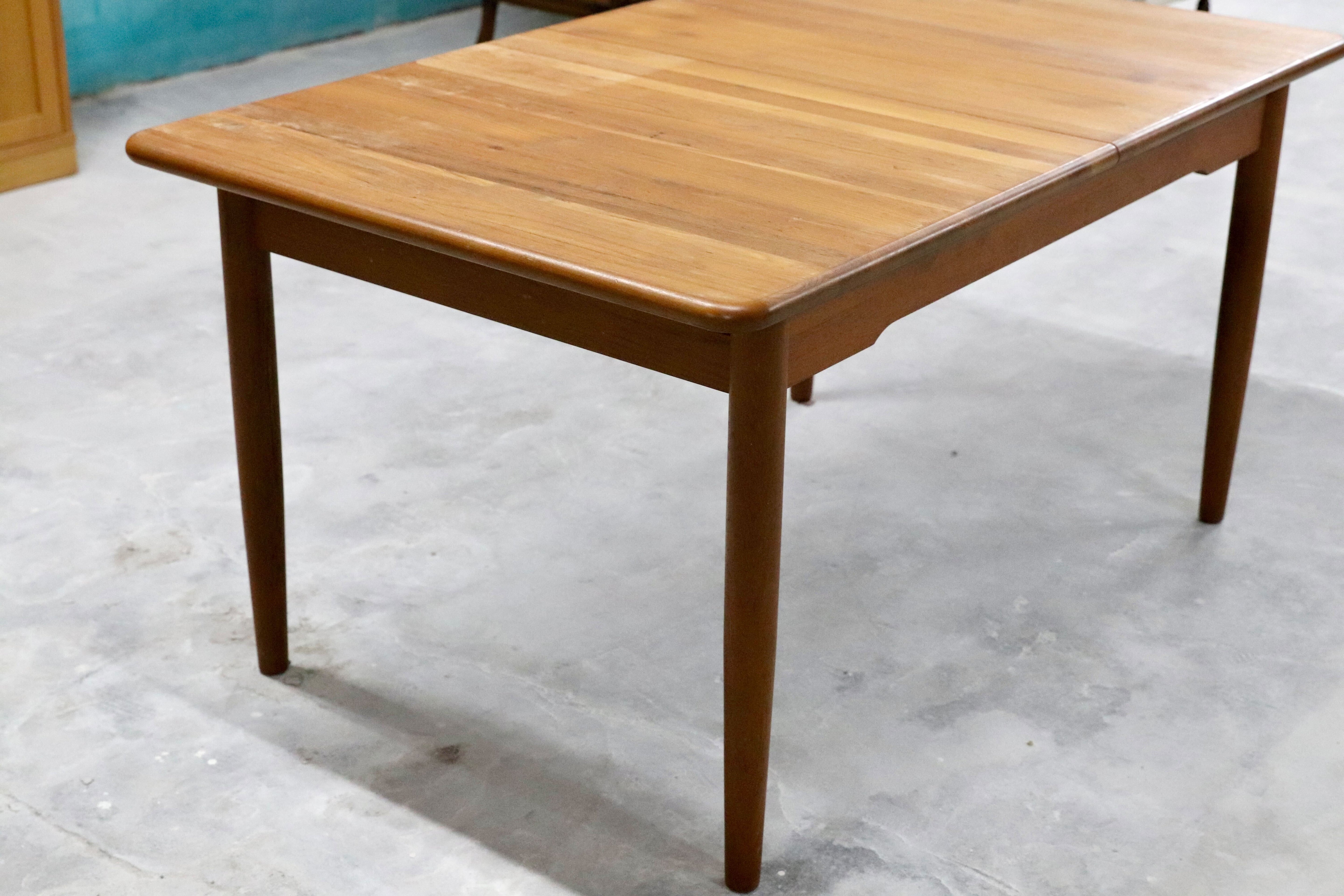 GMHK395○北欧スタイル チーク無垢材 エクステンション 伸長式 ダイニングテーブル 北欧ヴィンテージ ヴィンテージ デンマーク