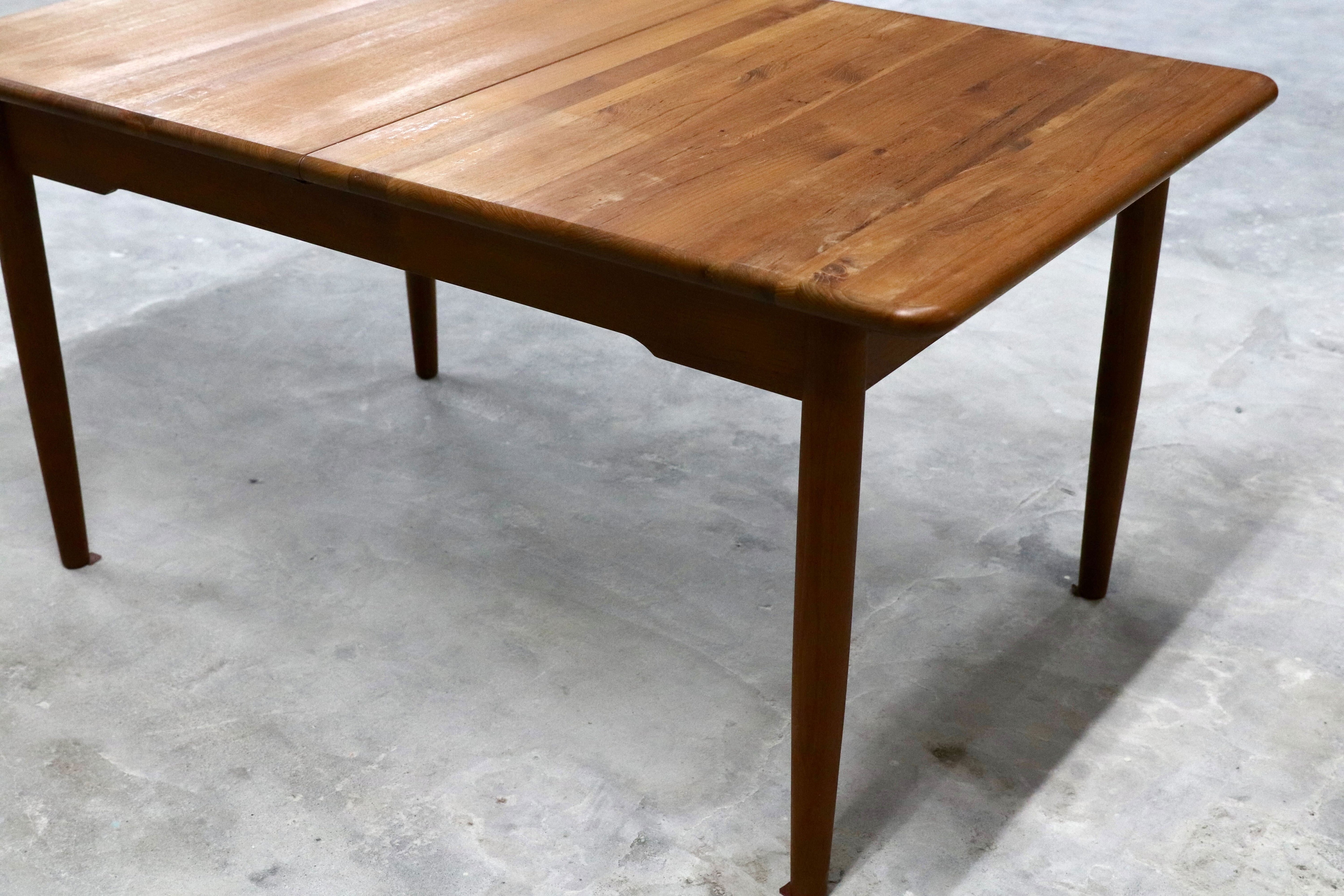 GMHK395○北欧スタイル チーク無垢材 エクステンション 伸長式 ダイニングテーブル 北欧ヴィンテージ ヴィンテージ デンマーク