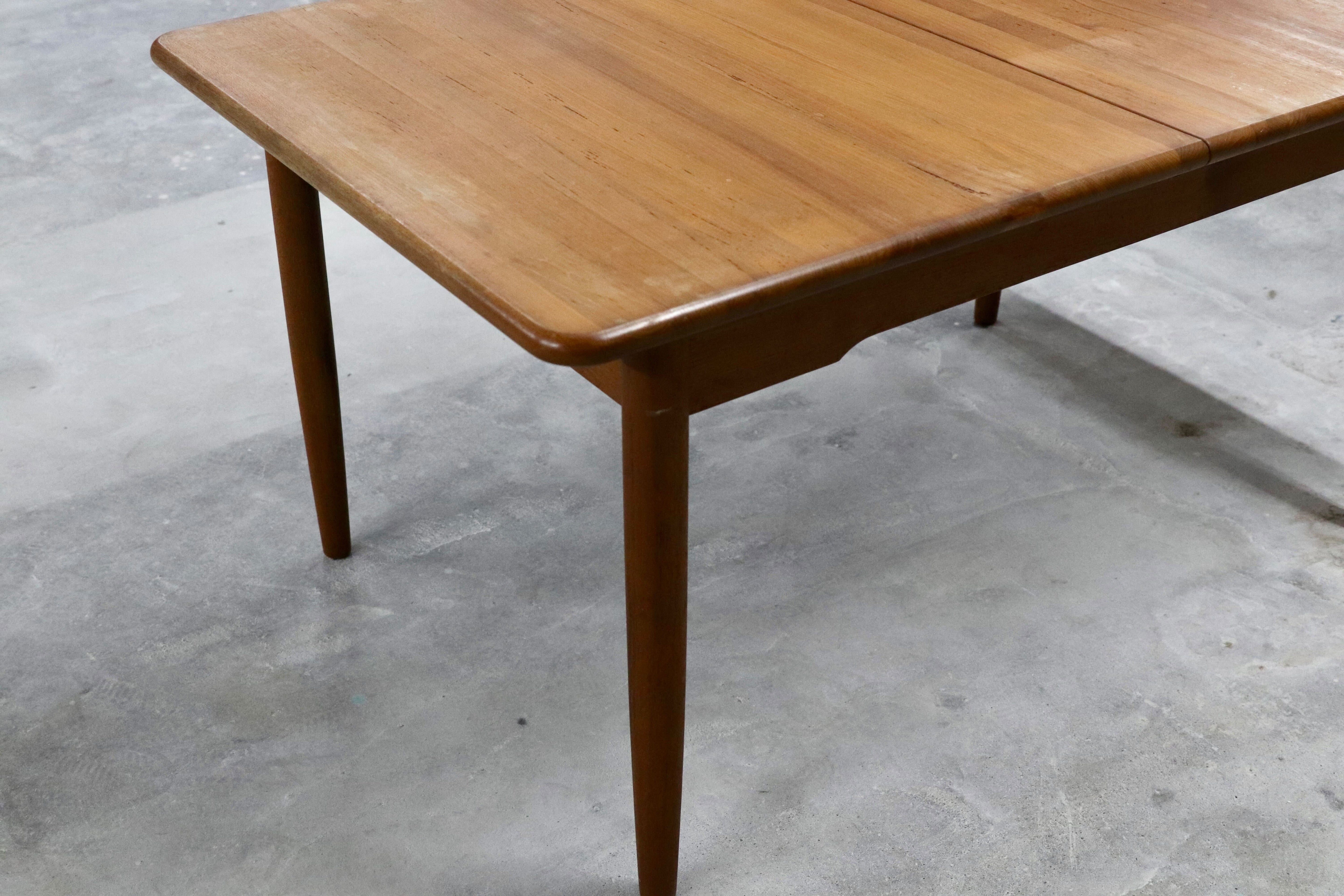 GMHK395○北欧スタイル チーク無垢材 エクステンション 伸長式 ダイニングテーブル 北欧ヴィンテージ ヴィンテージ デンマーク