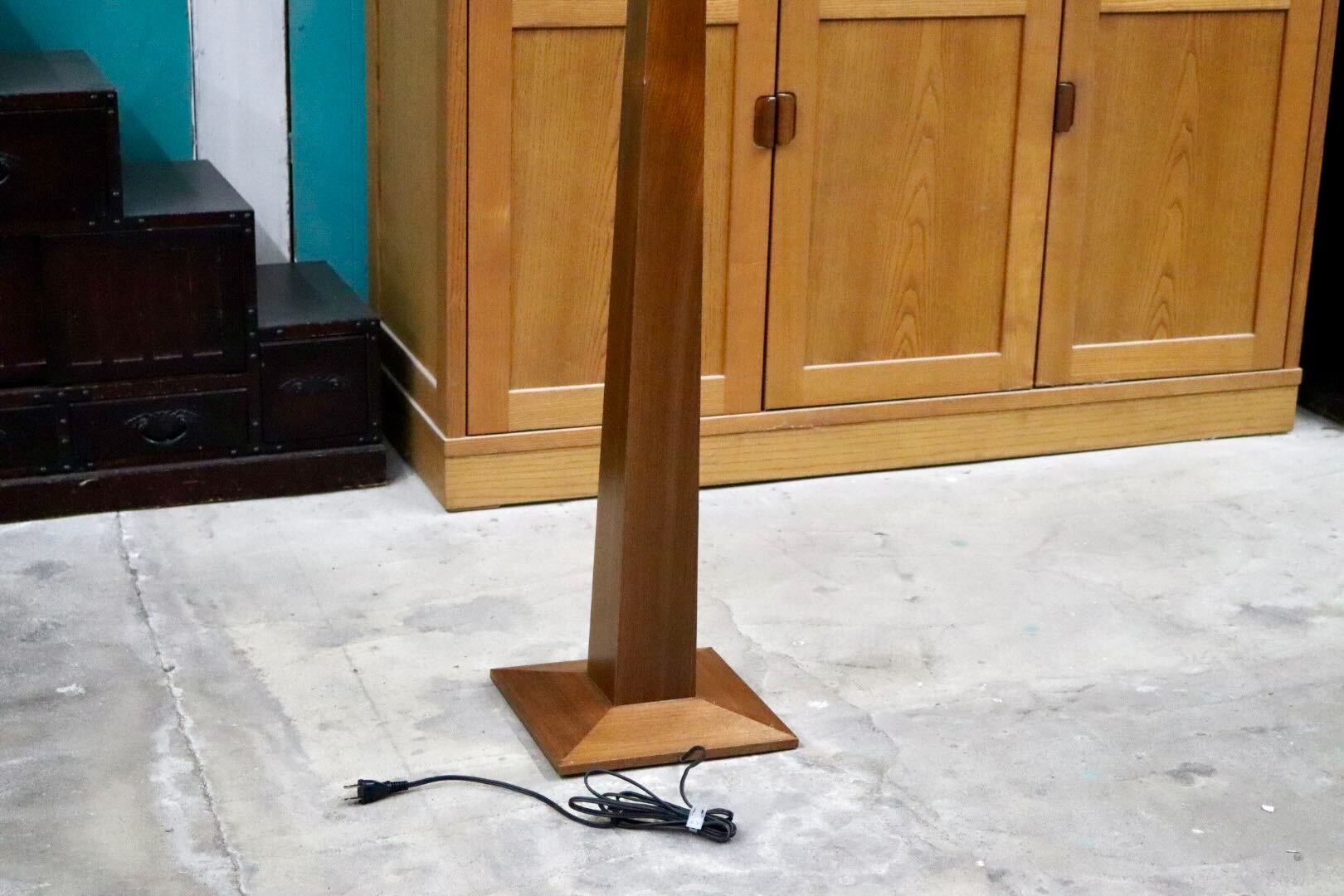 GMIS378○ヤマギワ / yamagiwa AUBE フロアスタンドライト 床置き照明 フロアランプ 木製 モダン クラシック 国産家具