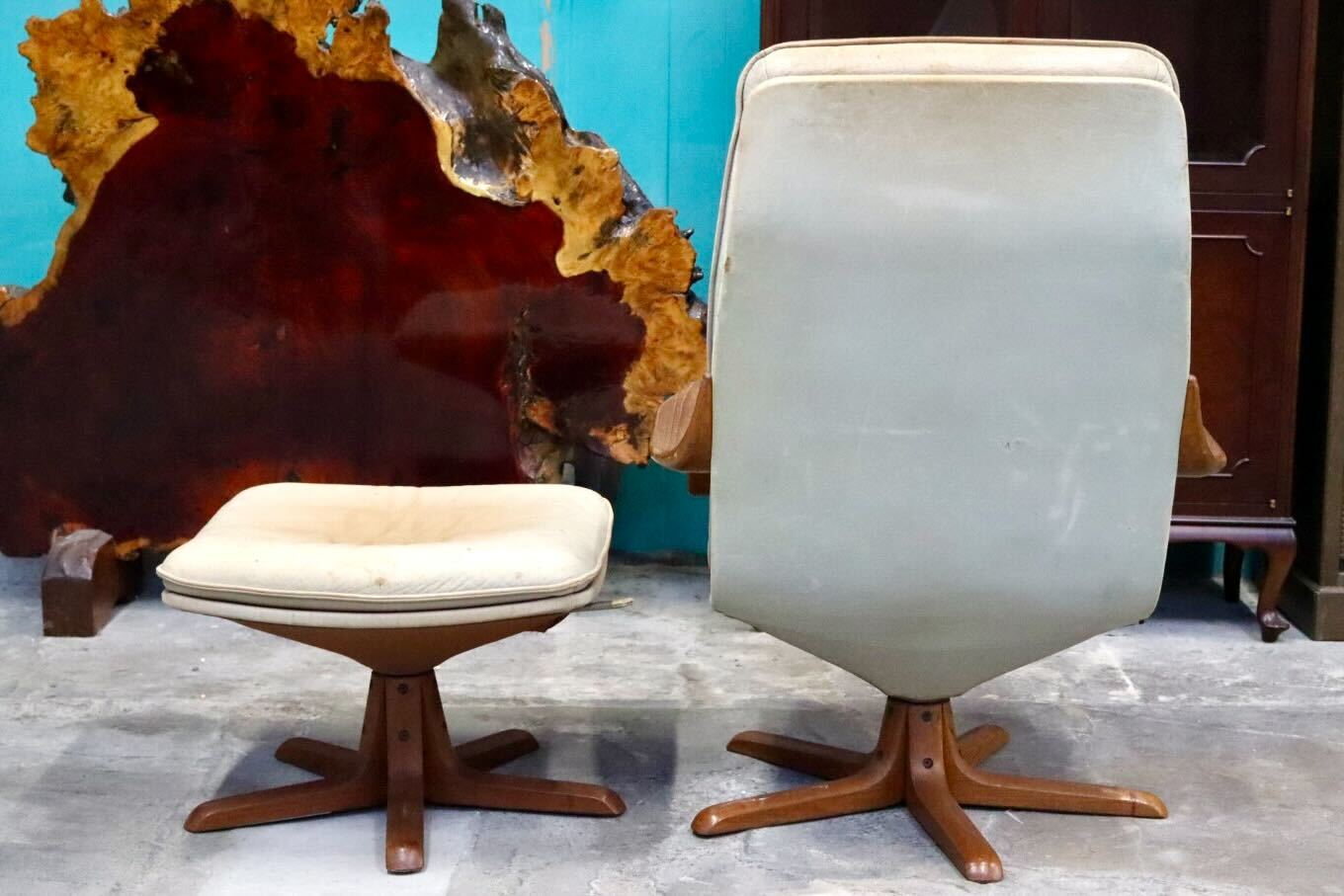 GMIK698○BERG Furniture / ベルグファニチャー 1人掛けソファ ラウンジチェア 回転式 オットマン 本革 ミッドセンチュリー デンマーク