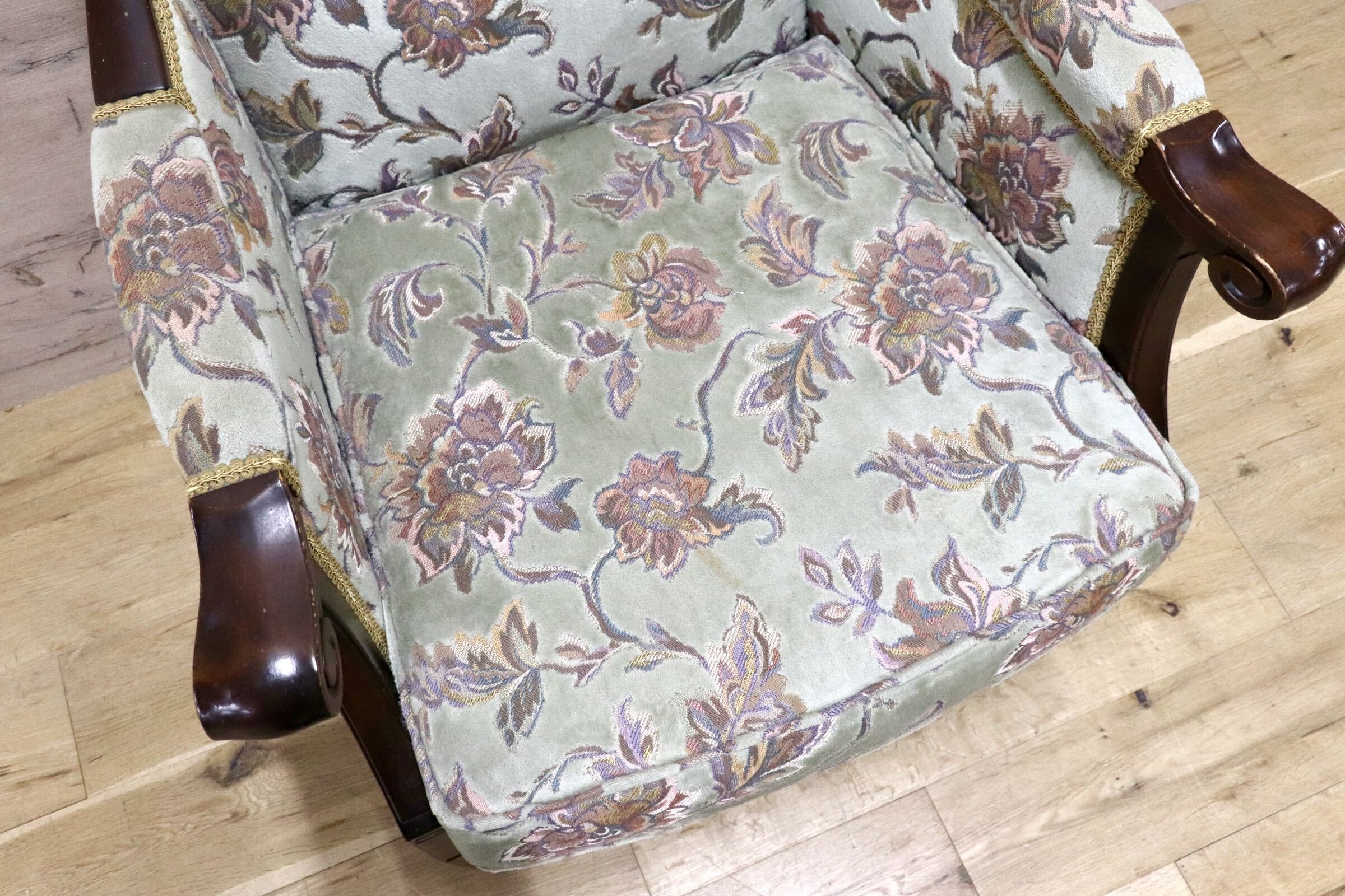 GMJK156D◯メープル不二家 神戸洋家具 ラウンジチェア シングルソファ アームチェア 一人掛けソファ 椅子 ファブリック ヨーロピアン