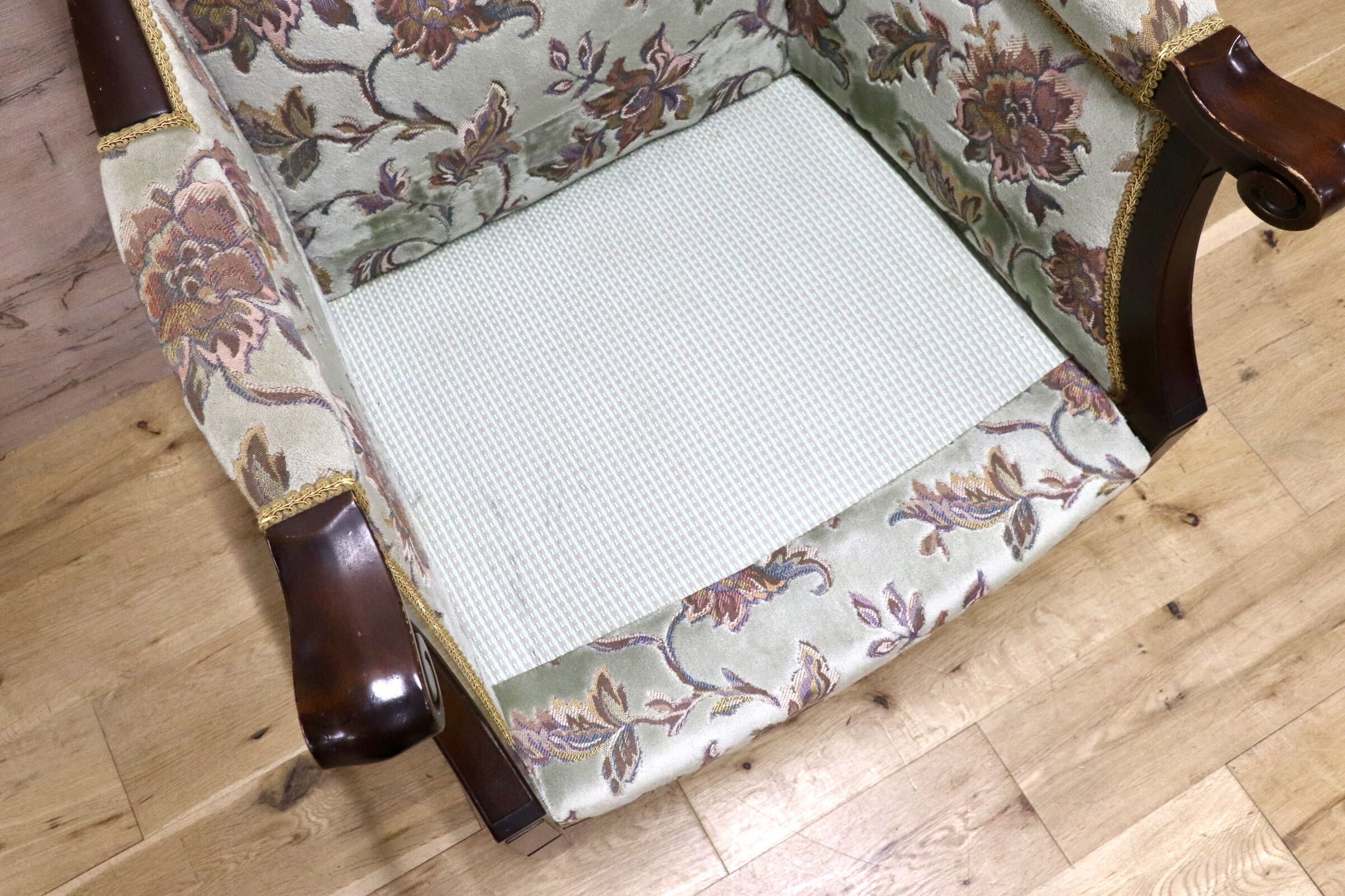 GMJK156D◯メープル不二家 神戸洋家具 ラウンジチェア シングルソファ アームチェア 一人掛けソファ 椅子 ファブリック ヨーロピアン