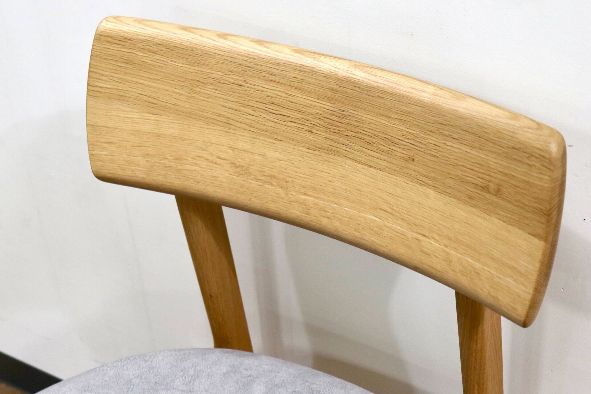 GMHK861A○イバタインテリア / ibata ダイニングチェア スウェード調ファブリック オーク材 北欧スタイル モダン 飛騨家具 展示品