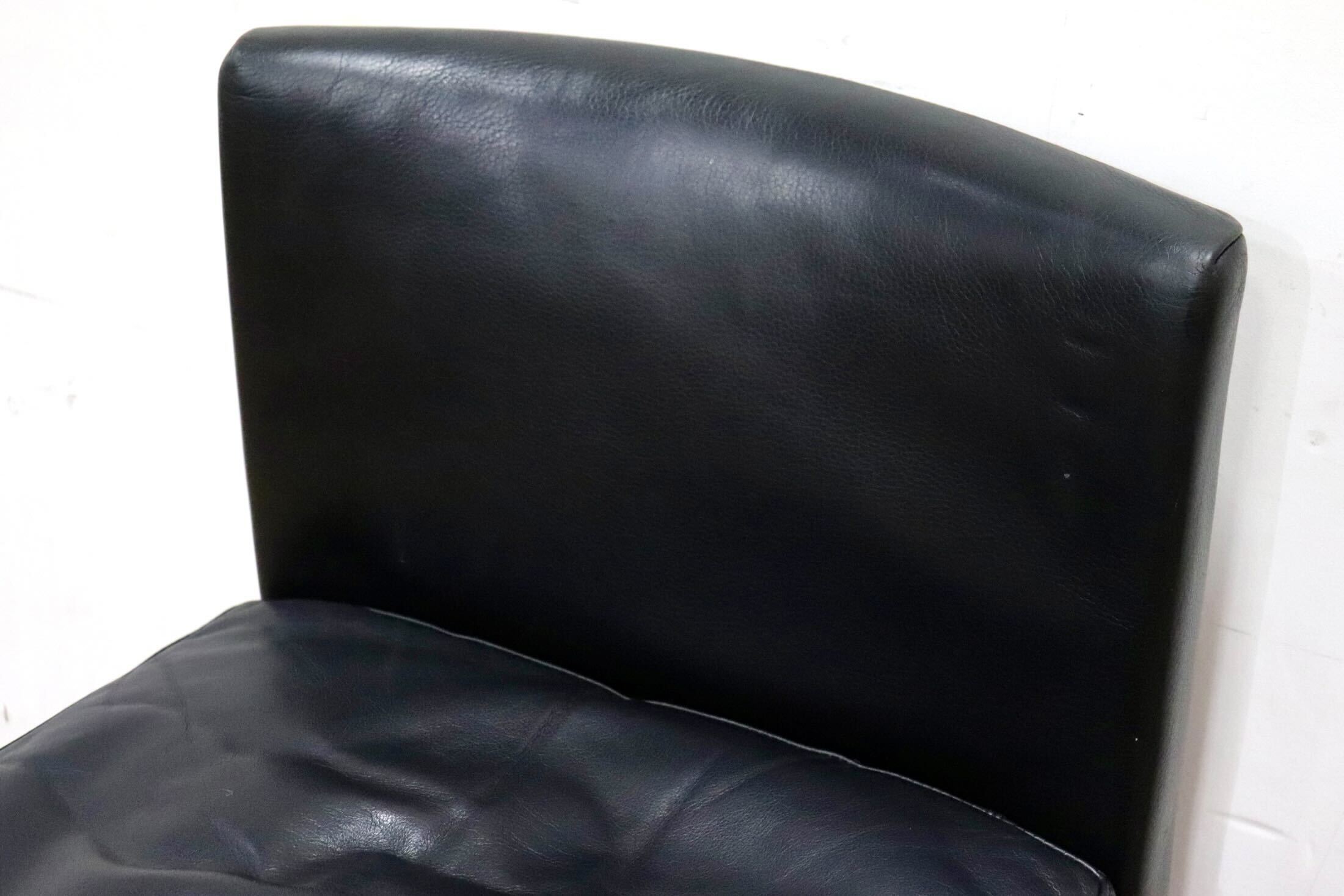 GMIK252C○B&B ITALIA MAXALTOEUNICE ダイニングチェア 椅子 レザー ブラック アントニオ・チッテリオ イタリアモダン 定価28.5万～