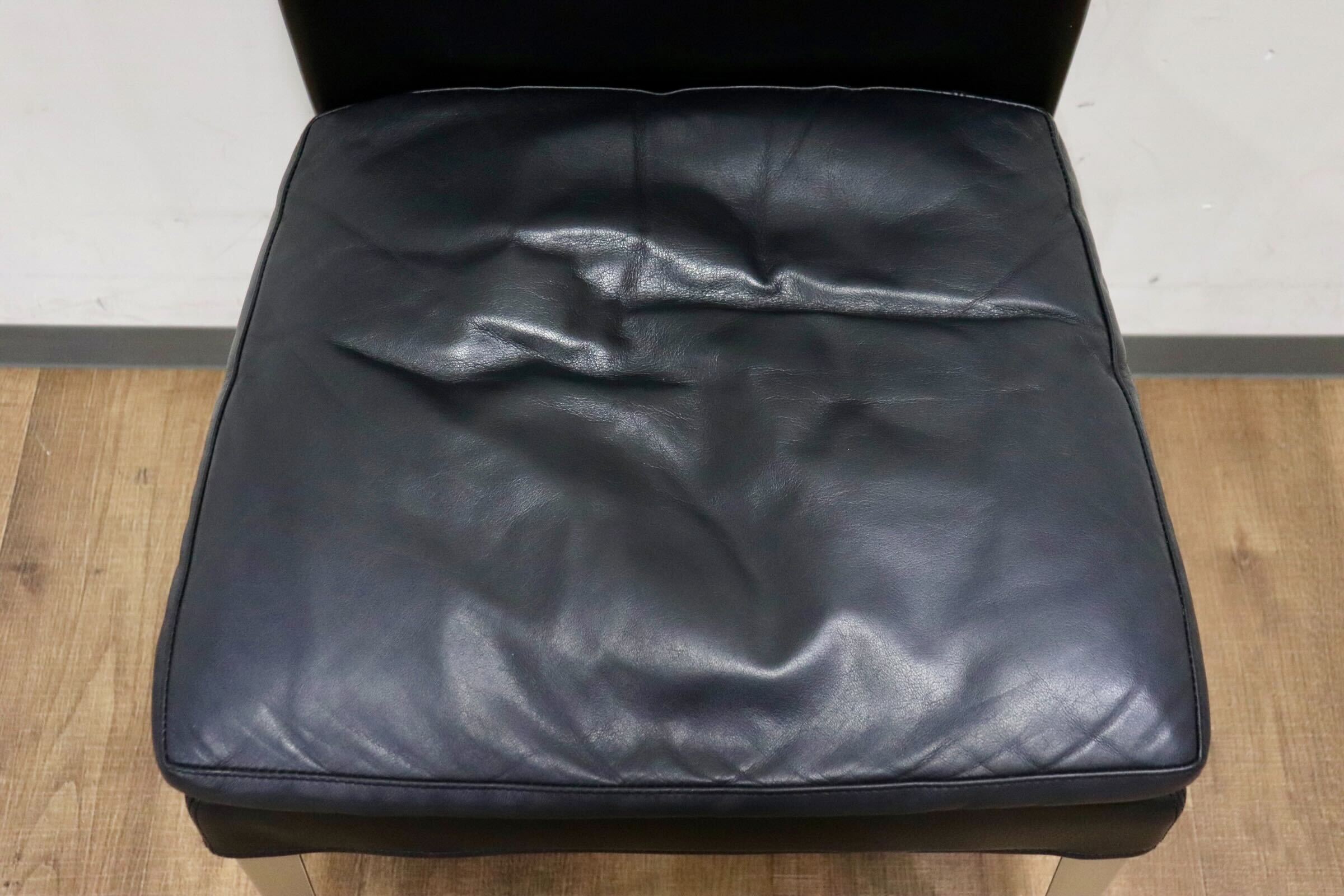 GMIK252C○B&B ITALIA MAXALTOEUNICE ダイニングチェア 椅子 レザー ブラック アントニオ・チッテリオ イタリアモダン 定価28.5万～