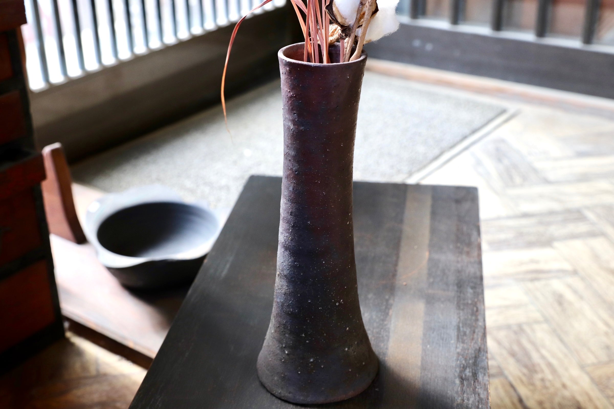 GMJI25○ 悟窯 市野哲次 丹波焼 焼締 長頸花器 花入 花瓶 窯変 土味 現代陶芸 作家物 和モダン 展示品