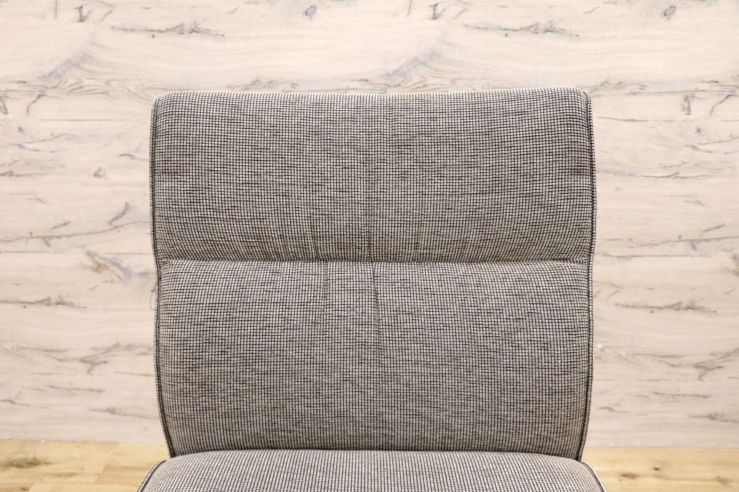 GMJH15A○飛騨産業 / HIDA キツツキ KAYA3 ダイニングチェア 椅子 ファブリック グレー 無垢 シンプル モダン 北欧スタイル 定価約11万