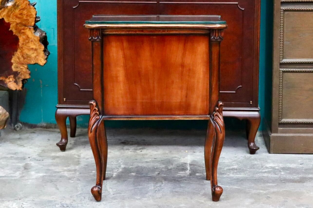 GMIS399○ナイトテーブル サイドテーブル キャビネット チェスト 花台 引き出し 猫脚 ガラス天板 マホガニー材 ヴィンテージ クラシック