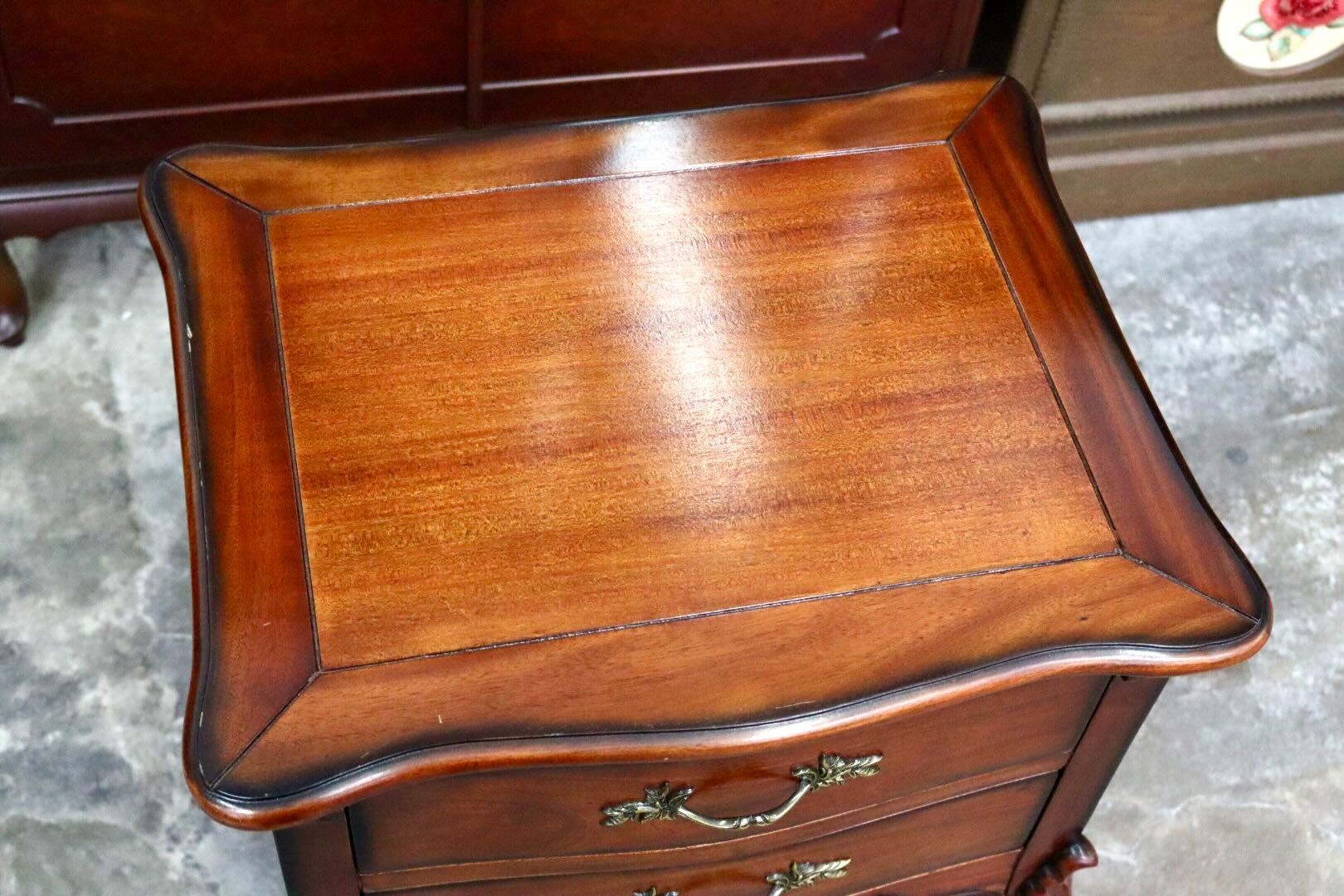 GMIS399○ナイトテーブル サイドテーブル キャビネット チェスト 花台 引き出し 猫脚 ガラス天板 マホガニー材 ヴィンテージ クラシック