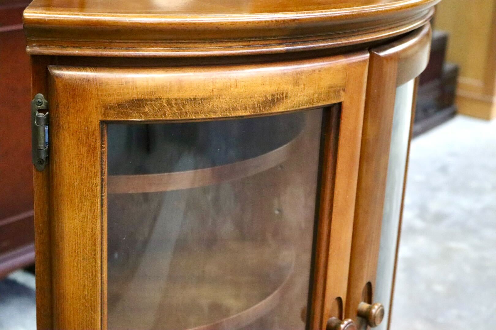 GMIH364A○karimoku / カリモク コーナーラック 飾り棚 サイドキャビネット 花台 収納家具 楢材 カントリー モダン 国産家具