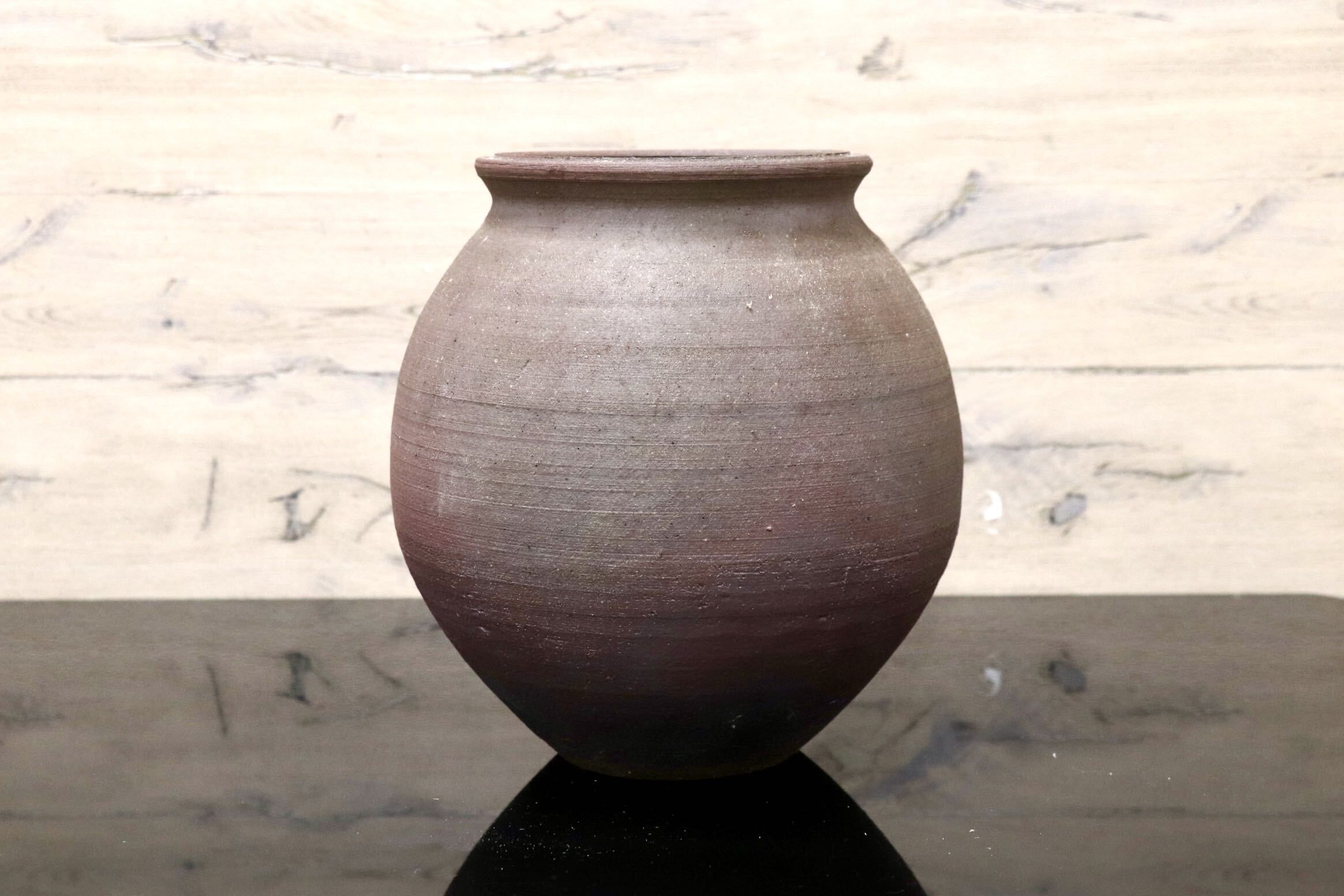 GMJK374T○花器 花入 花瓶 花生 壺 丸壺 床飾り 見立て 置花入 置物 インテリア 茶道具 陶器 焼き締め 共箱 和モダン