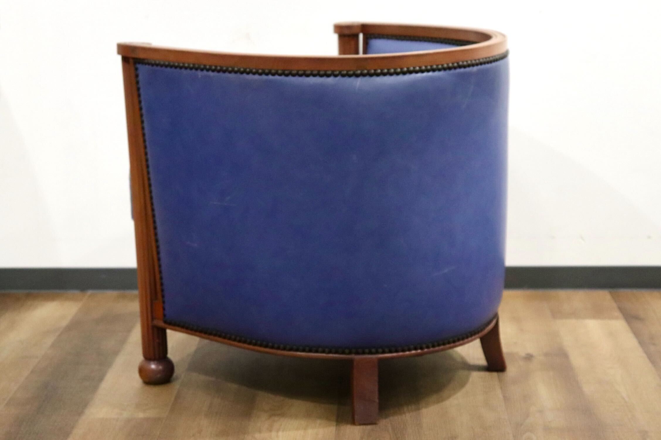 GMHN276A○西洋 フランス アンティーク 1人掛けソファ シングルソファ アームチェア 本革 鋲打ち ヨーロピアン クラシック ヴィンテージ