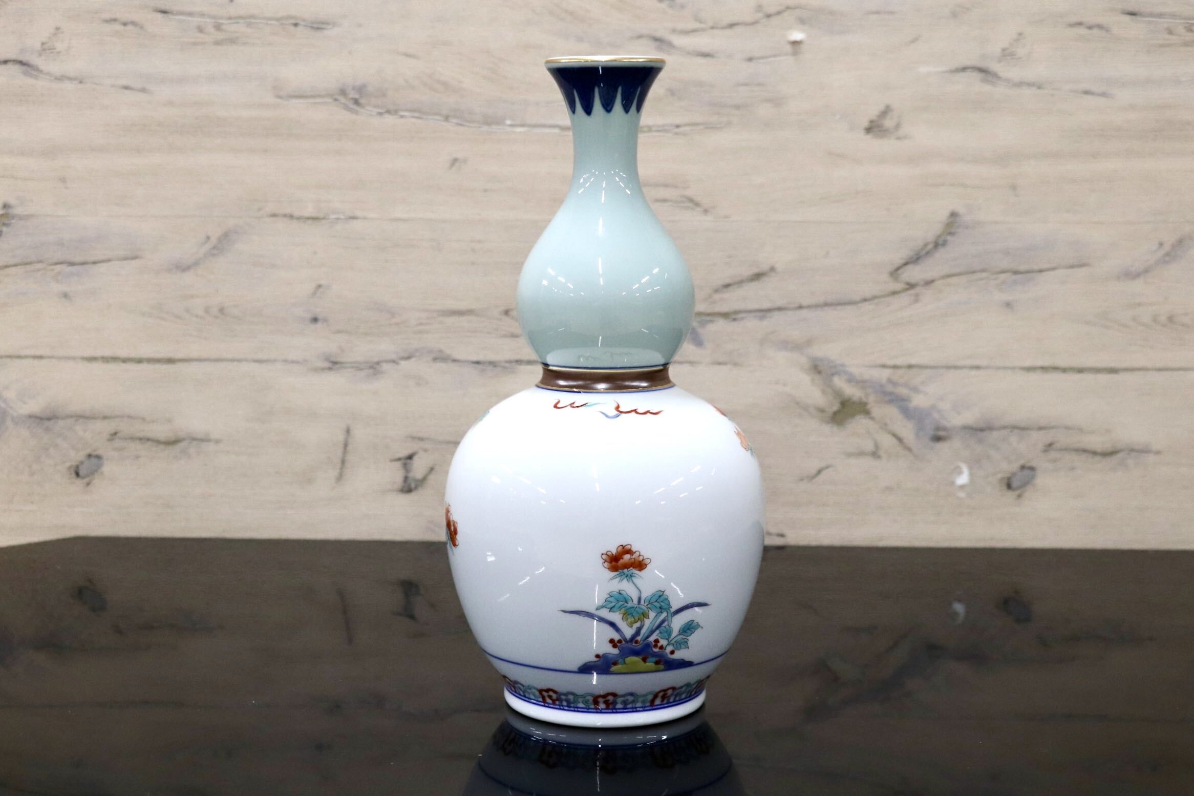 GMJK374W◯有田焼 弥左エ門作 瓢箪型花瓶 色絵花鳥文 花入 花器 一輪挿し 置物 インテリア 陶器 共箱 在銘 伝統工芸 和モダン