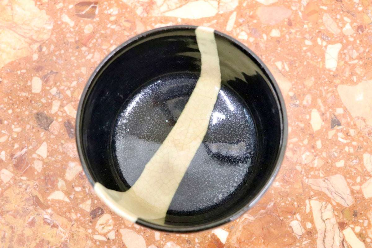 GMJK371BC〇紀州焼 葵窯 黒釉 寿老人図 茶碗 茶道具 抹茶碗
