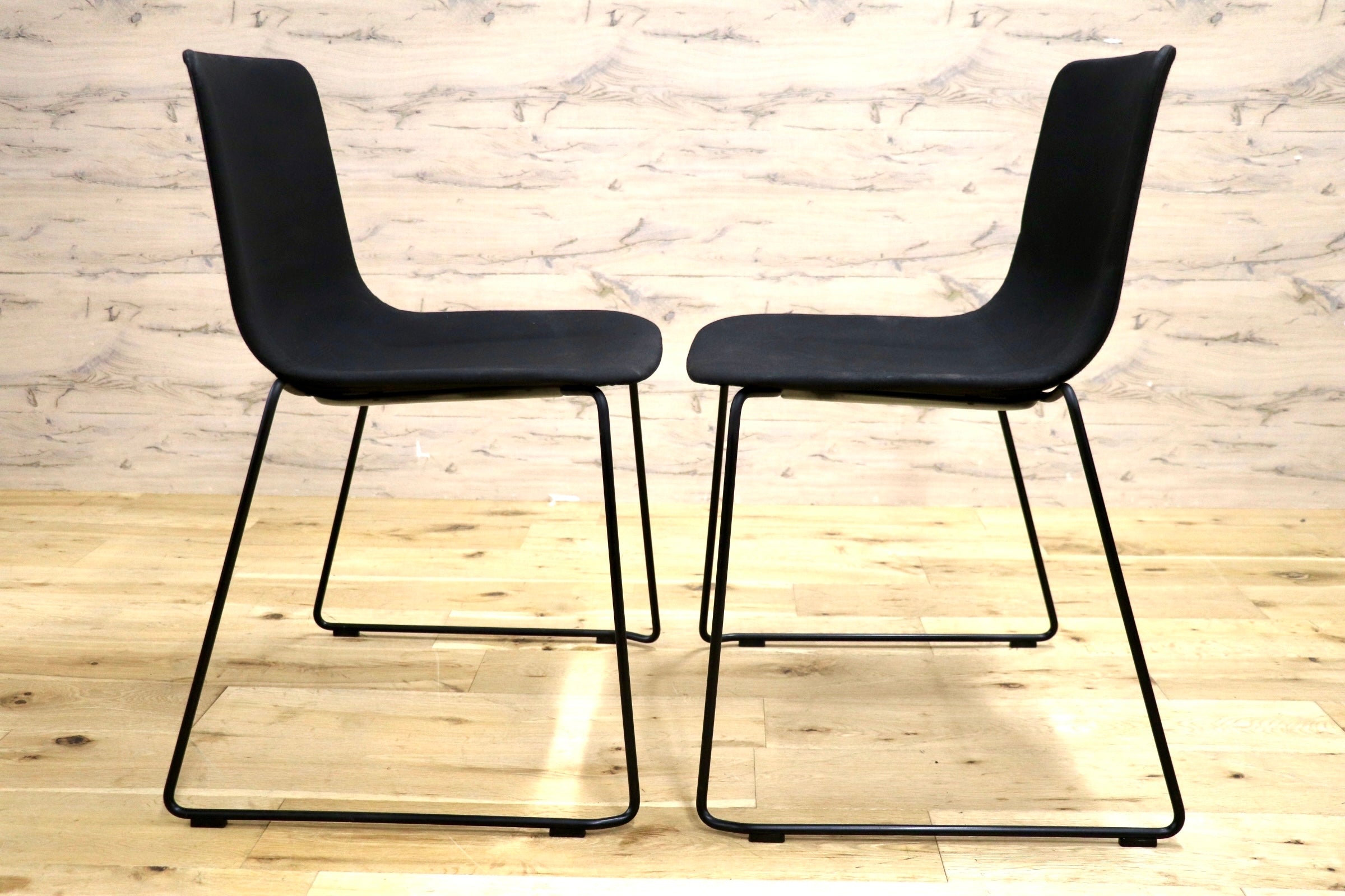 GMJS116A○FREDERICIA / フレデリシア スタッキングチェア ダイニングチェア アームレスチェア デンマーク ファブリック モダン 2脚セット