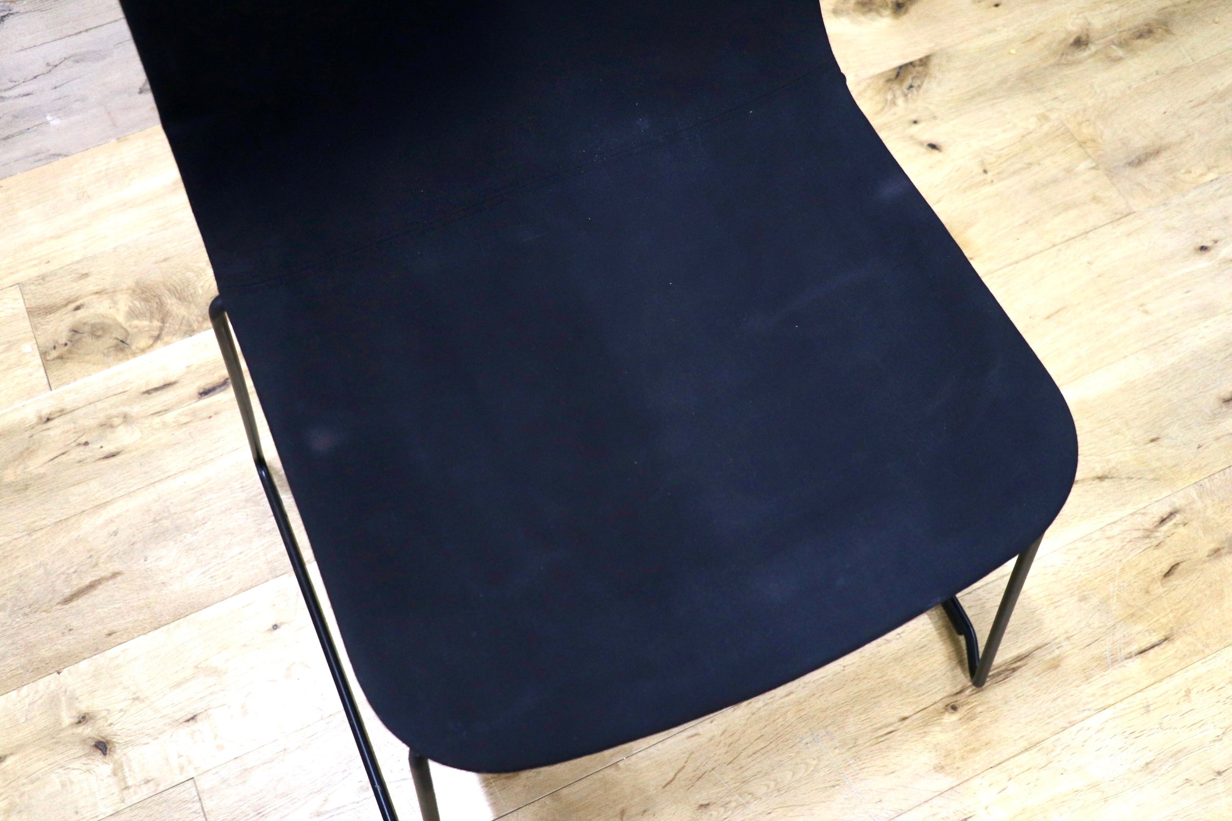 GMJS116A○FREDERICIA / フレデリシア スタッキングチェア ダイニングチェア アームレスチェア デンマーク ファブリック モダン 2脚セット