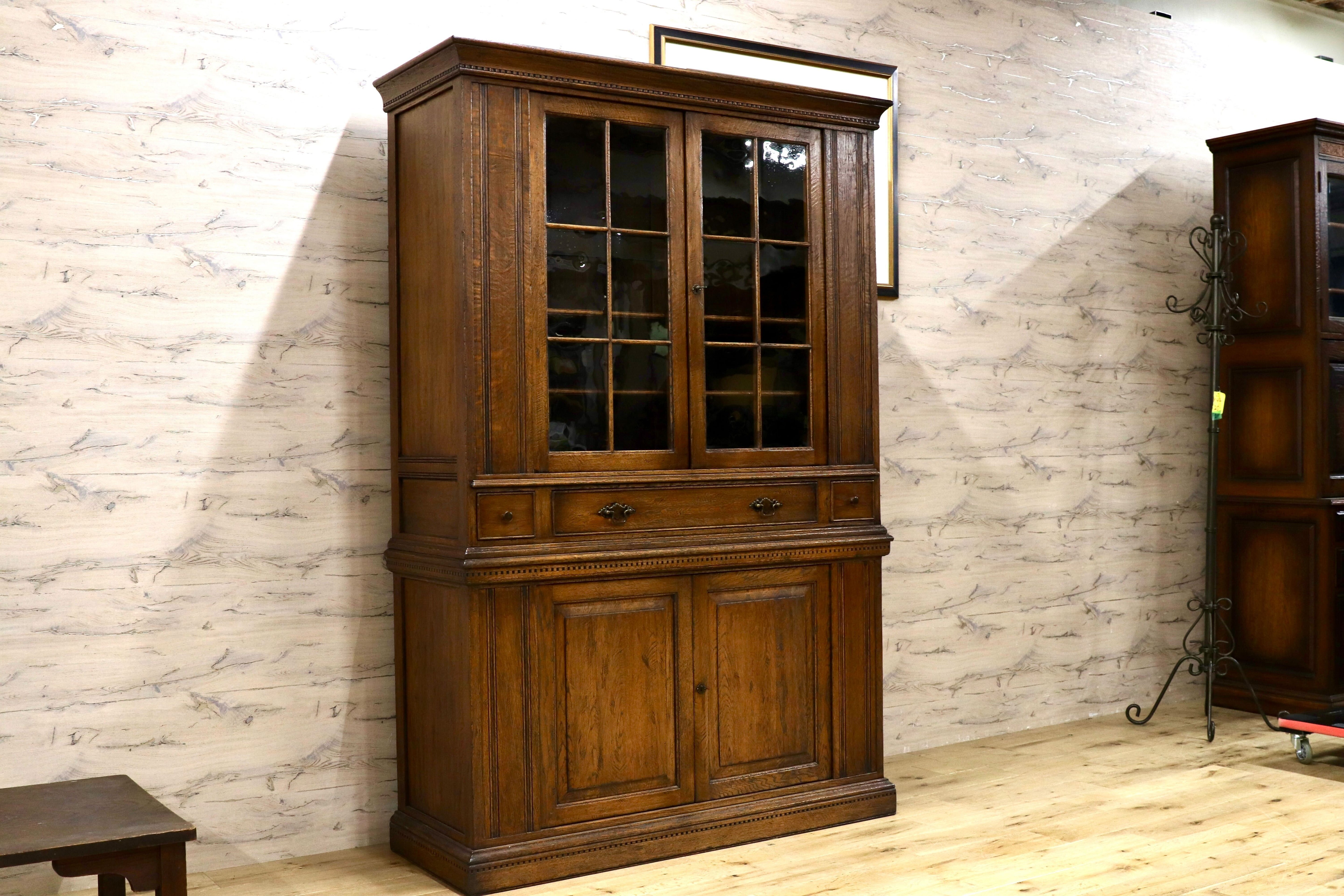 GMIK984○Charm Classic / チャームクラシック カップボード キャビネット オーク材 オランダ製 クラシック家具 最高級