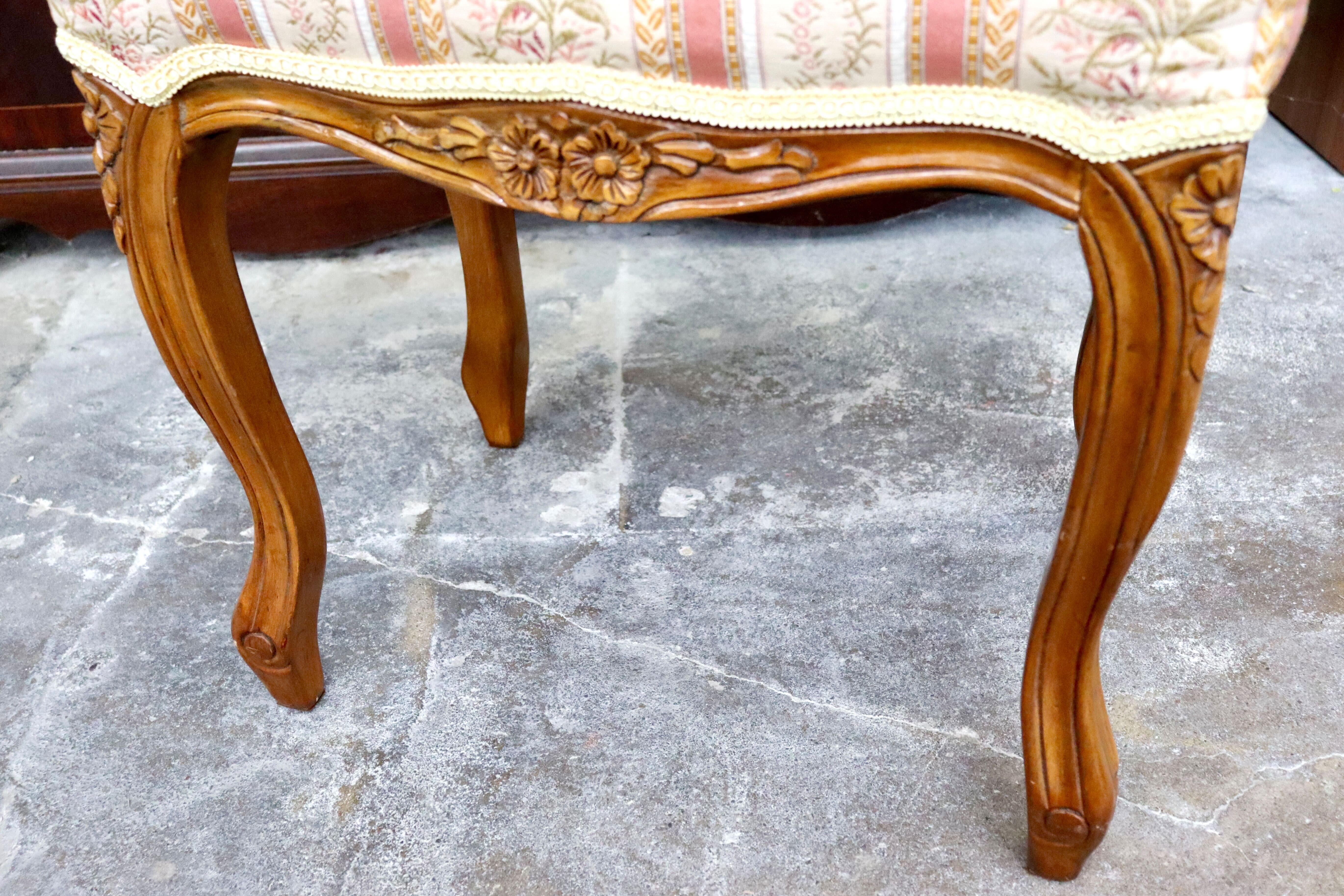 GMIK483○イタリア製 スツール チェア 椅子 猫脚 腰掛け ピンク ストライプ ヨーロピアン 彫刻 アンティーク クラシック