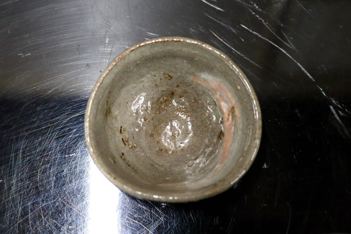 GMJK374AM◯萩焼 田原陶兵衛工房 ぐい呑 酒器 盃 猪口 酒杯 一口盃 呑口 釉薬 陶杯 和食器 陶器 在銘 伝統工芸 和モダン