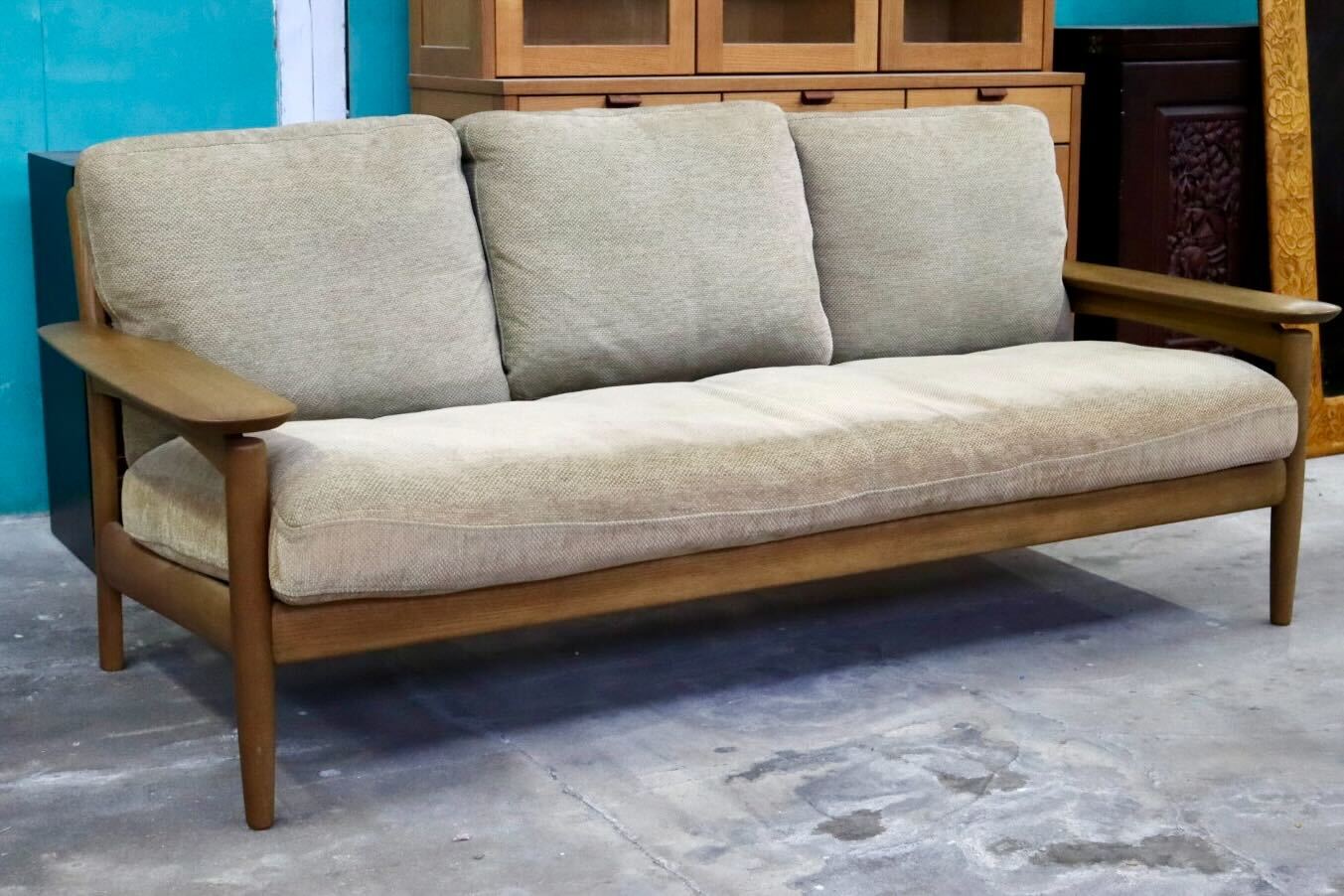 GMIK739A○karimoku / カリモク 3人掛けソファ トリプルソファ アームチェア 木製 ファブリック 北欧スタイル 国産家具