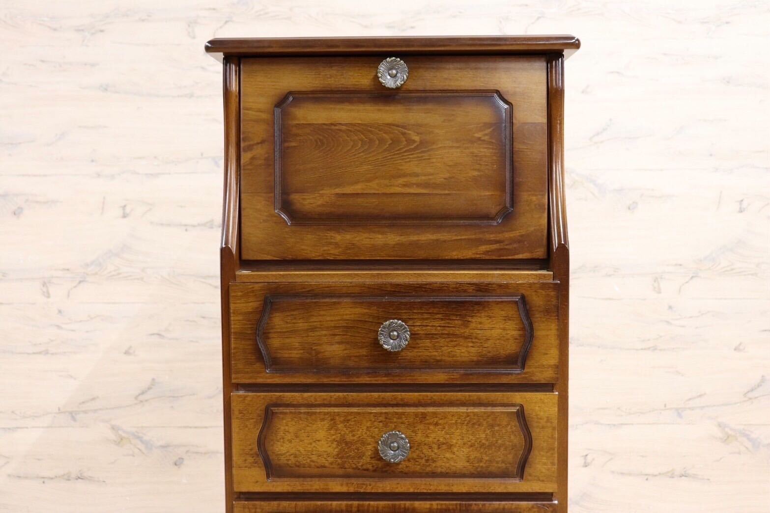 カリモクコロニアル　ドレッサー 楽天市場】カリモク コロニアル（ドレッサー・鏡台｜収納家具