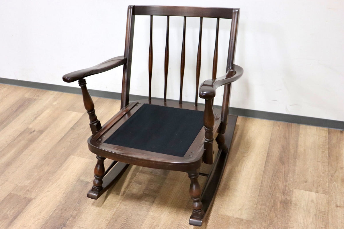 GMGH102C○神戸家具 洋家具 ロッキングチェア 揺り椅子 アームチェア 