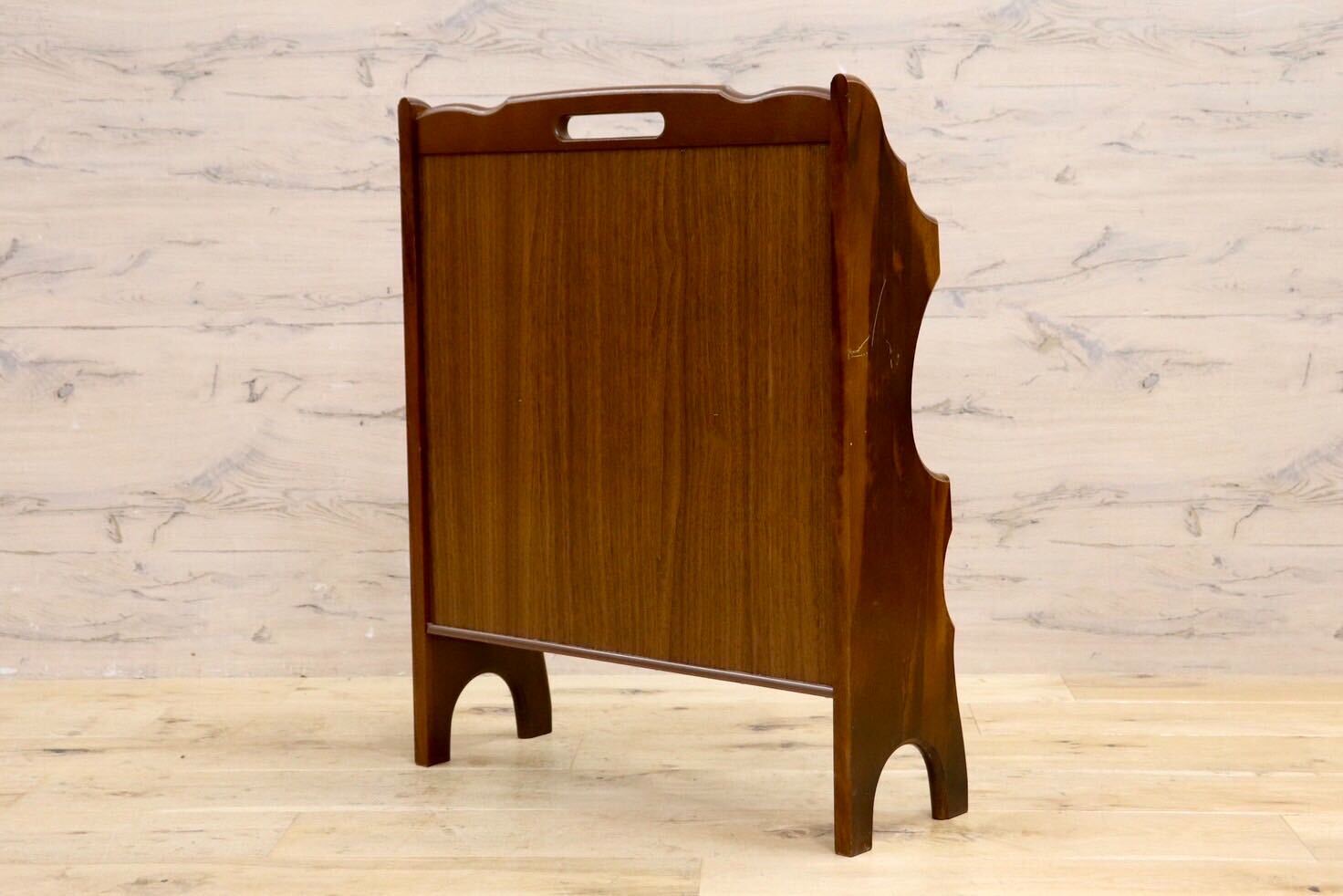 GMIS448○karimoku カリモク マガジンラック 2段ラック 薔薇 インテリア クラシカル レトロ ヴィンテージ 木製家具 国産家具