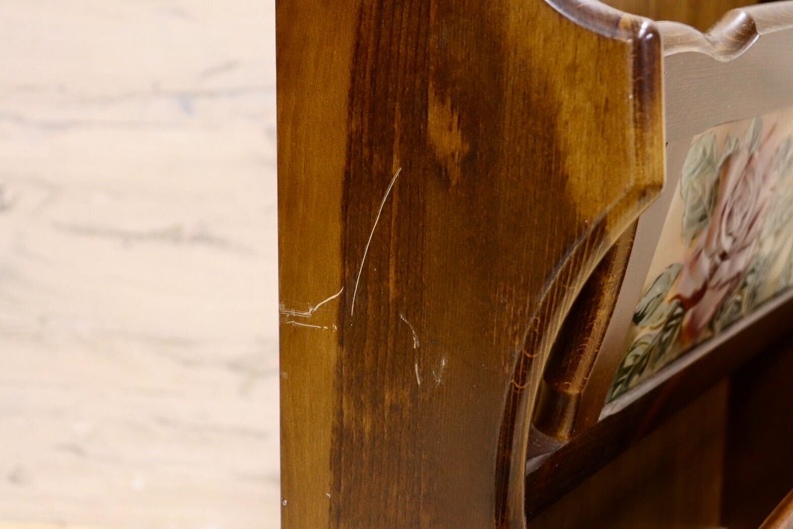 GMIS448○karimoku カリモク マガジンラック 2段ラック 薔薇 インテリア クラシカル レトロ ヴィンテージ 木製家具 国産家具