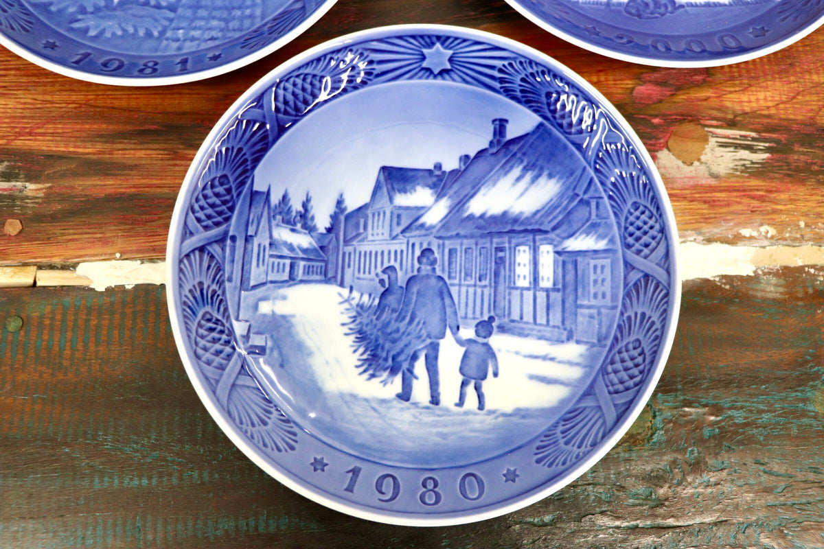 GMJO136M〇ROYAL COPENHAGEN / ロイヤルコペンハーゲン イヤープレート 3枚セット 1980年 1981年 2000年 クリスマスプレート デンマーク製