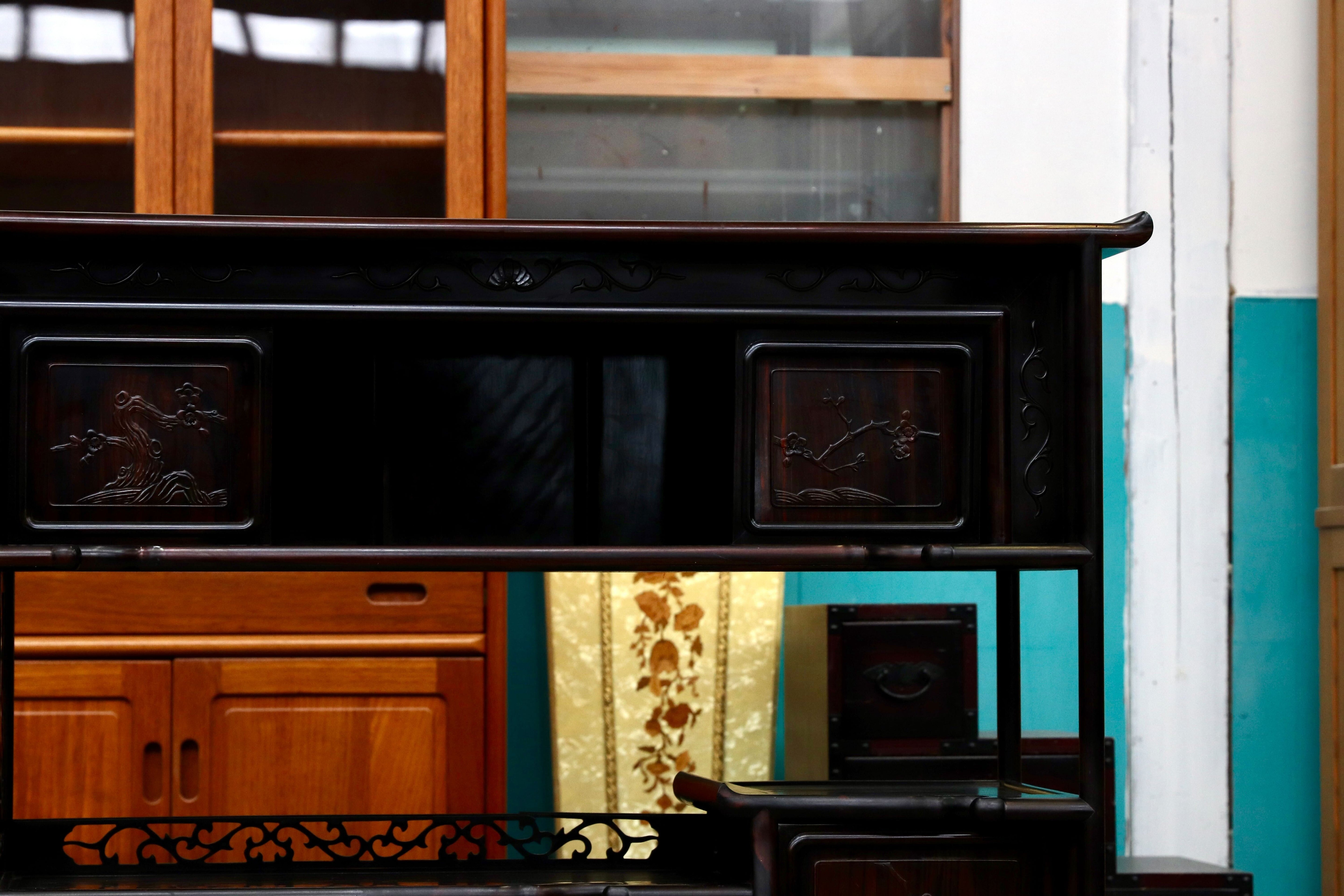 GMIS270○黒檀 茶棚 飾り棚 サイドボード リビングボード キャビネット 和家具 和室 和モダン 唐木家具 レトロ 最高級 アンティーク