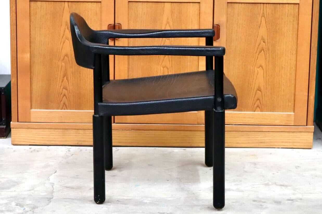 GMIS471A○レオナルド アームチェア ブラック スイス デザイナーズ家具 チェア 椅子 INTER-DECOR取扱い 検）Cassina Strassle Collection