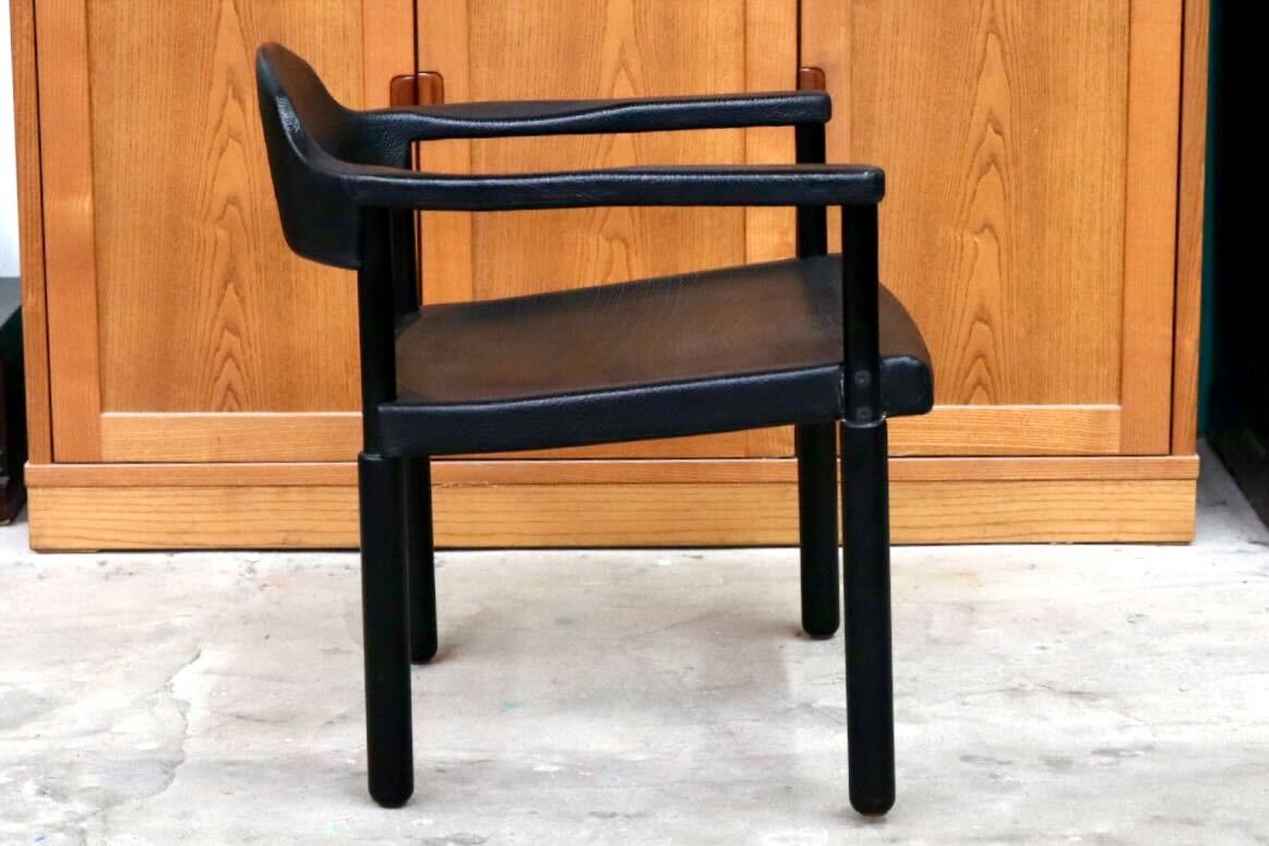 GMIS471C○レオナルド アームチェア ブラック スイス デザイナーズ家具 チェア 椅子 INTER-DECOR取扱い 検）Cassina Strassle Collection